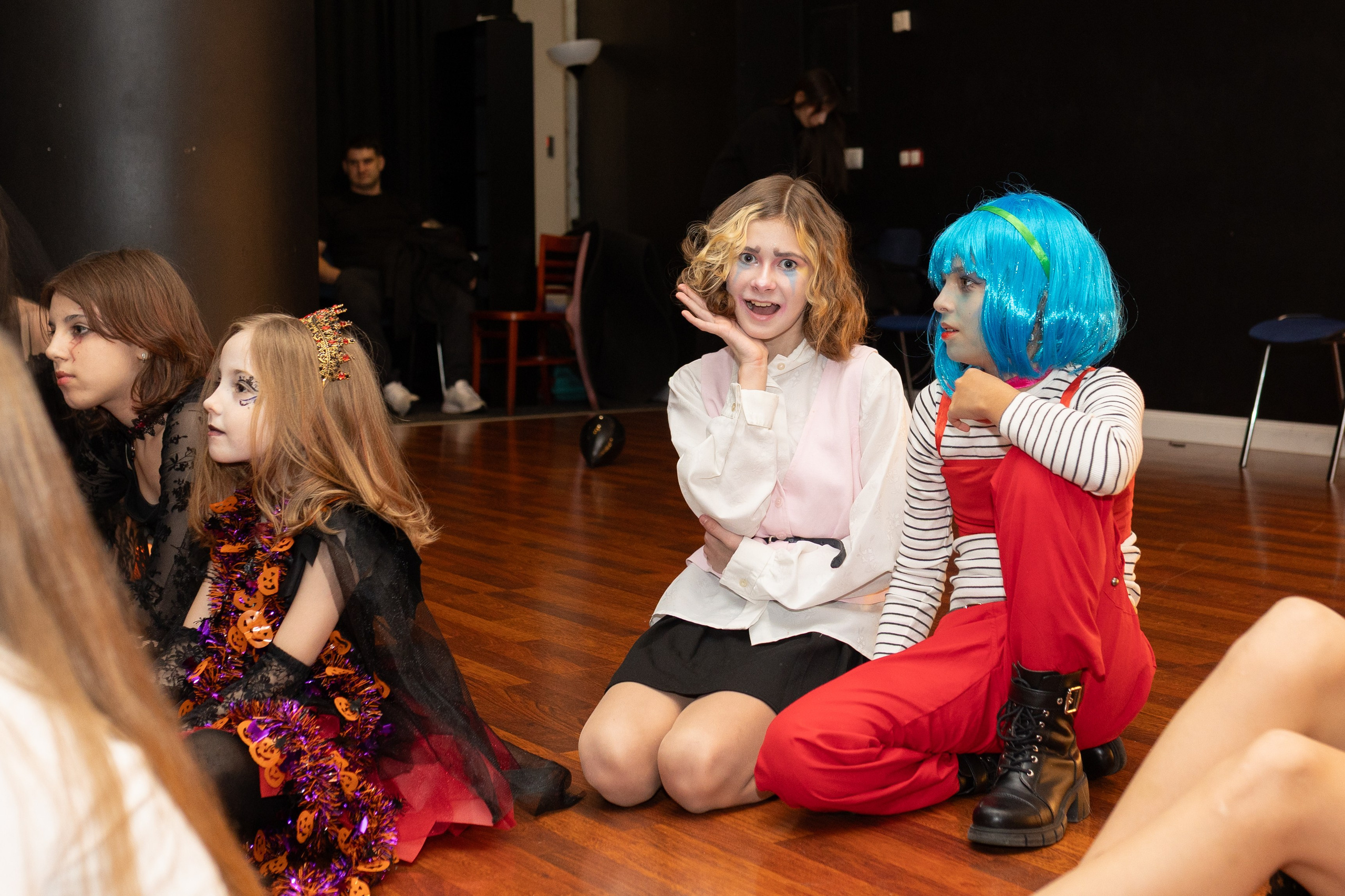 Leo dance studio Helloween 2025. Семейный и детский фотограф в Варшаве Мила Бобровская