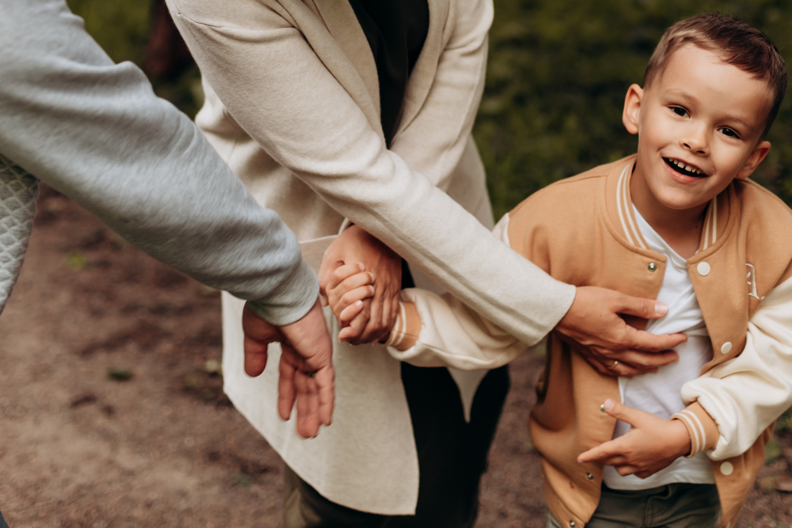 Марина, Паша и Мартин. Главная