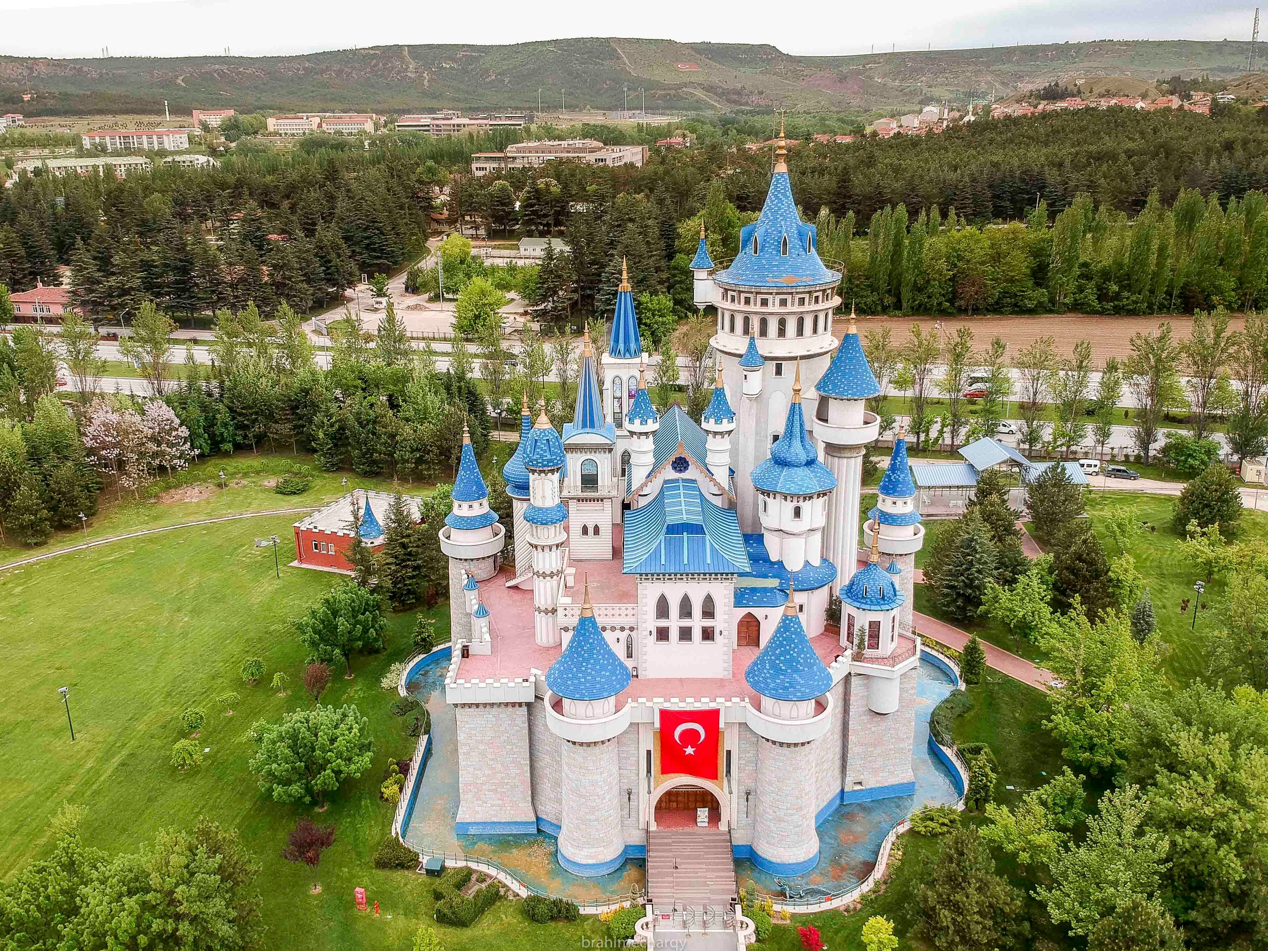 Фото. Брахим — фотограф