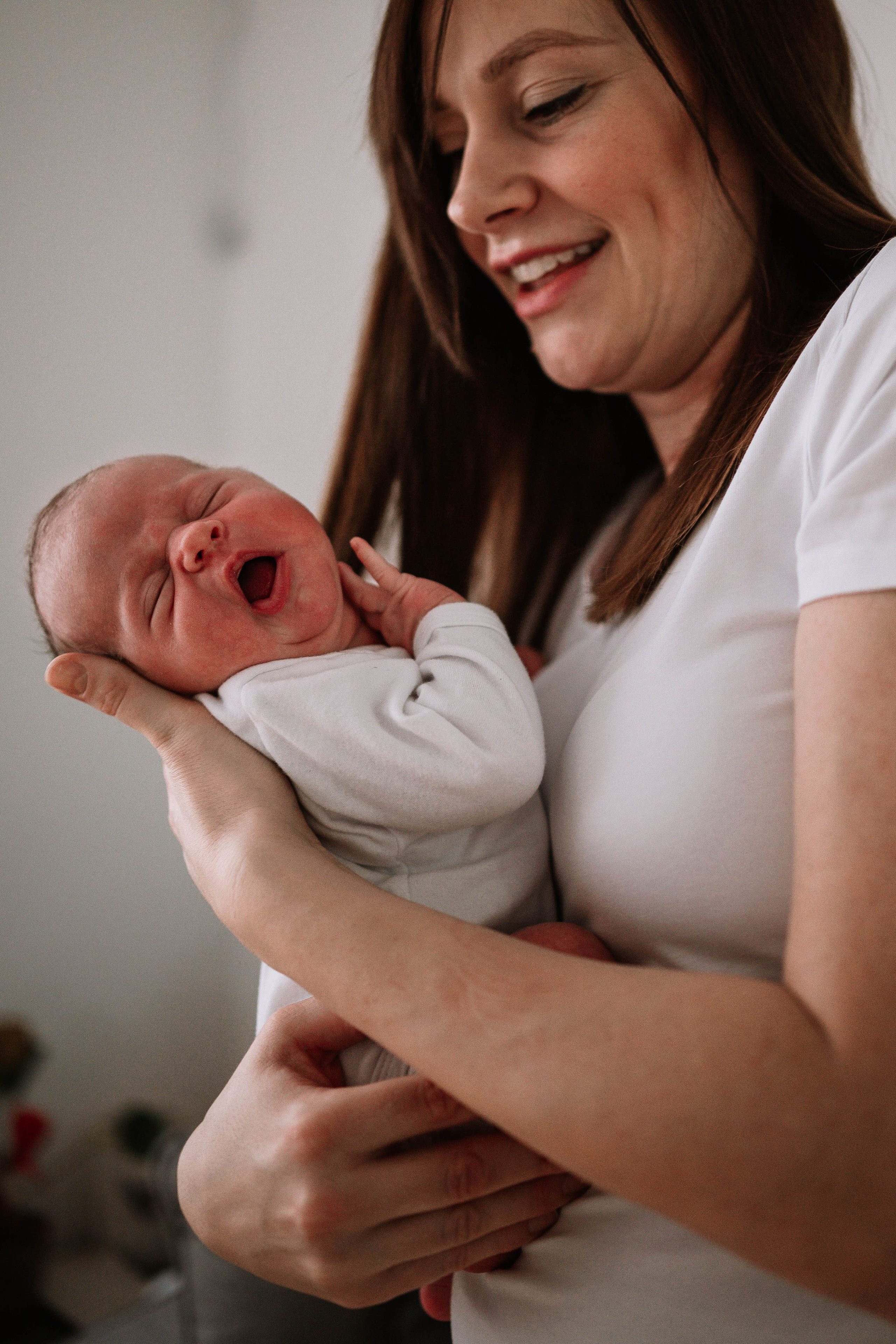 Iva - fotografisanje bebe kod kuće. Dečiji i porodični fotograf