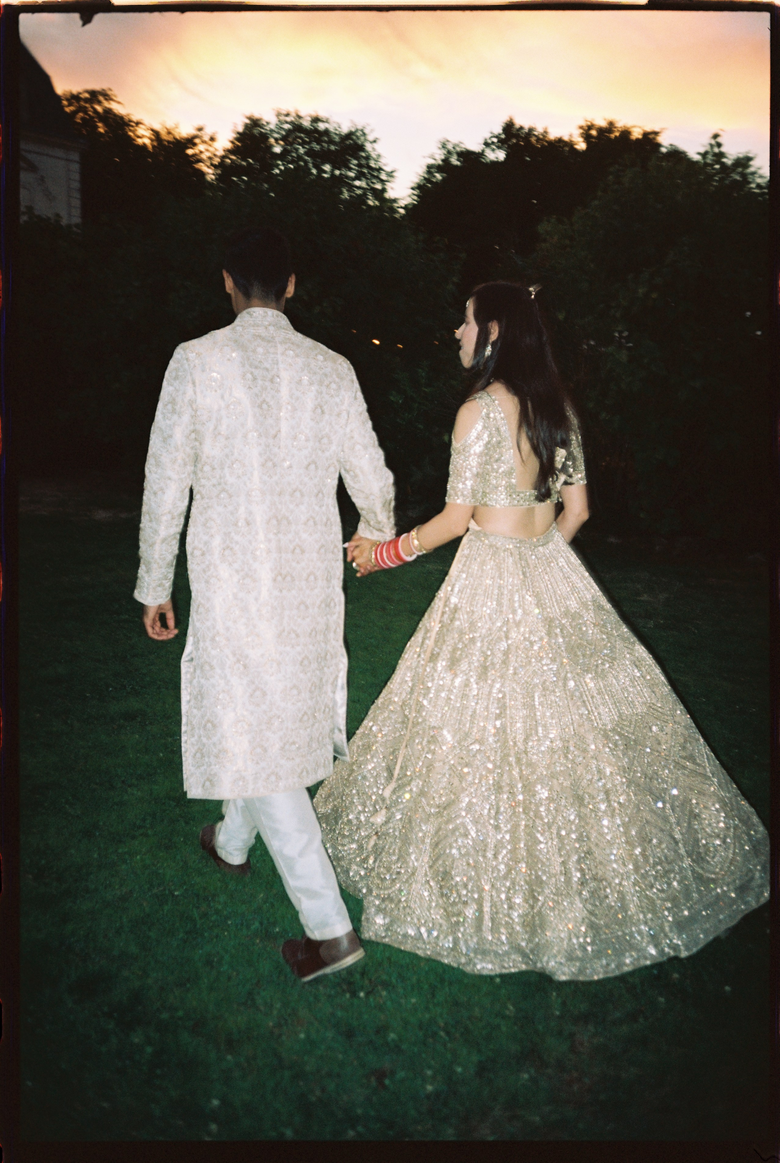 Wedding in a French Château | Destination Wedding Photography. Wedding photographer in Italy