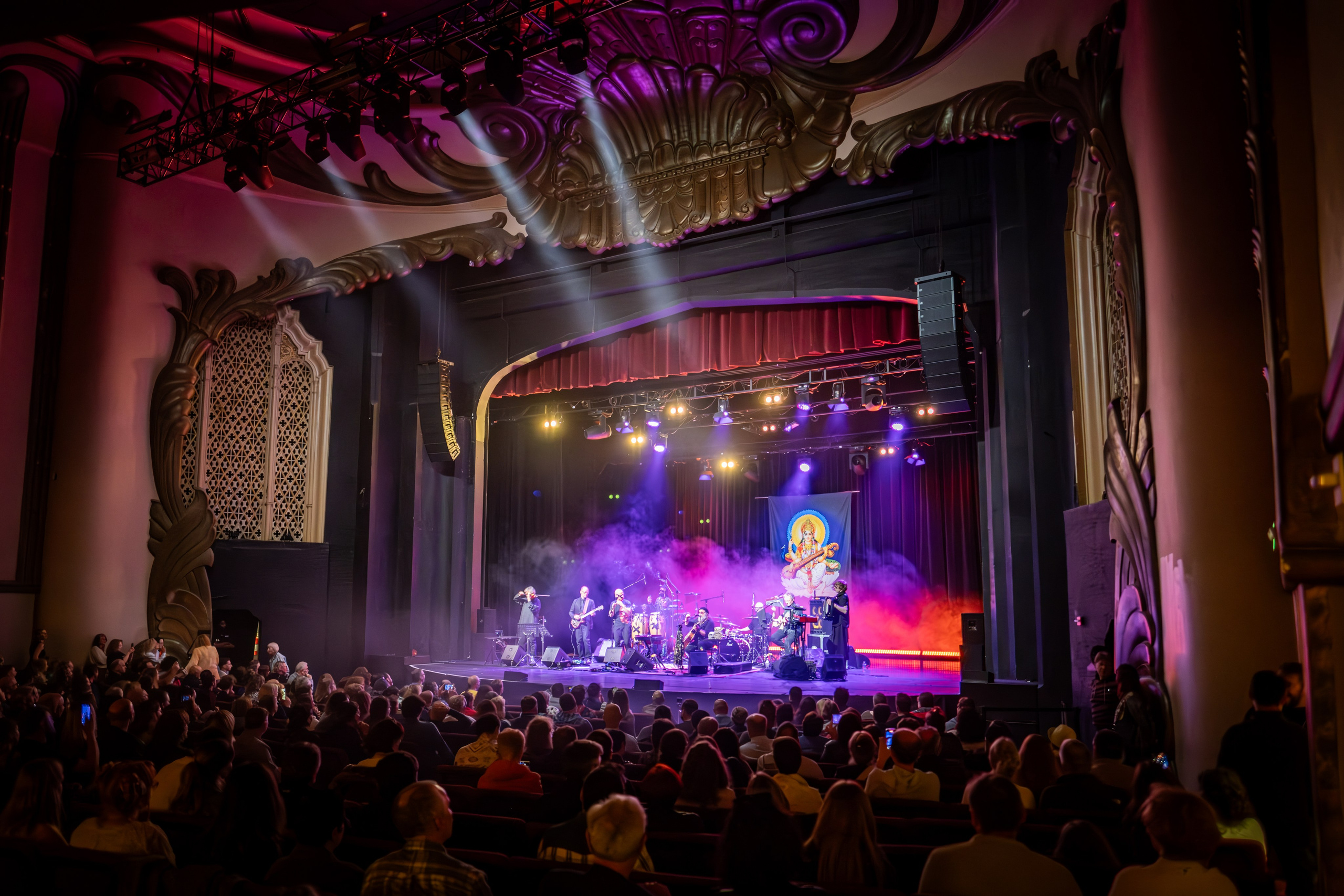 BORIS GREBENSHIKOV 2025. Reportage concert portrait photography in the San Francisco Bay Area