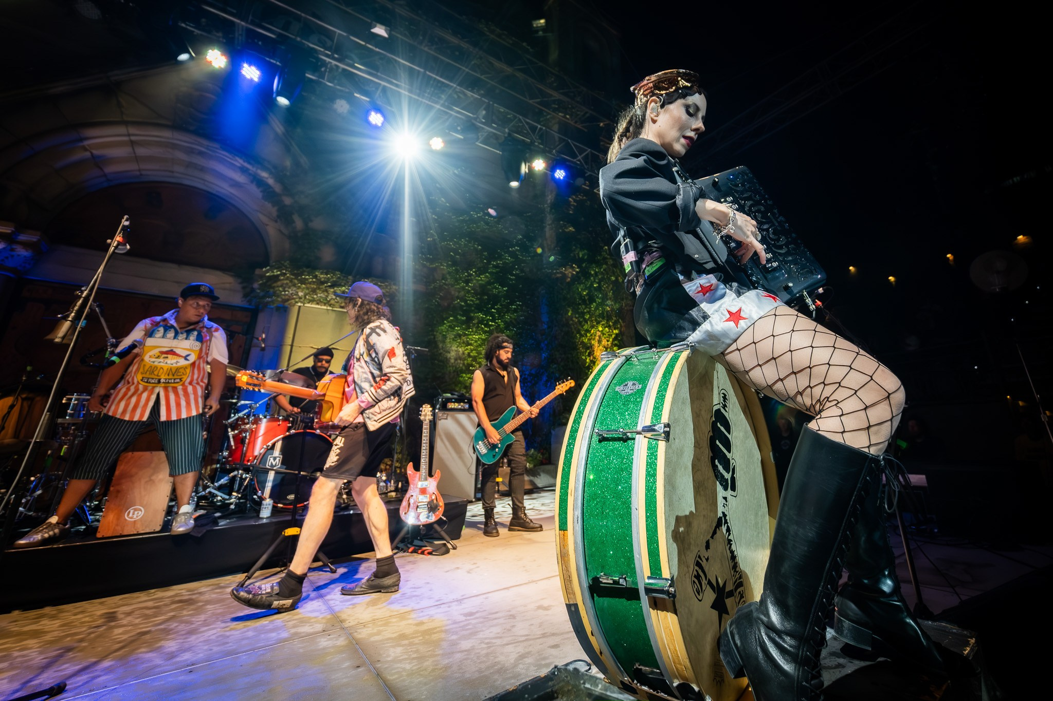 GOGOL BORDELLO / SARATOGA / CA. Reportage concert portrait photography in the San Francisco Bay Area