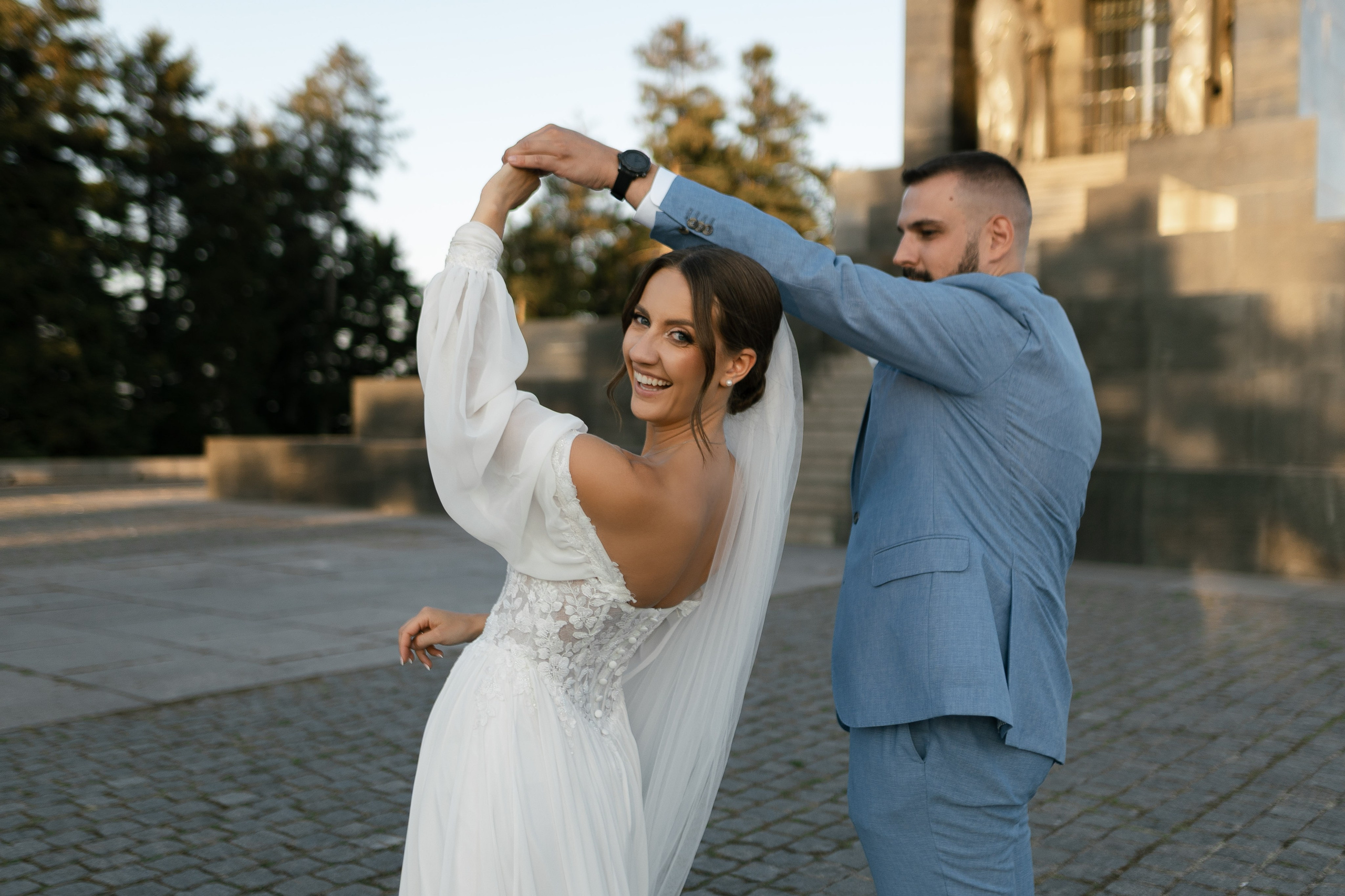 M&D|Between City Lights and Hidden Oasis. Black Sheep Produkcija| Wedding Photography and Wedding Films, based in Kragujevac, Europe / Fotograf i videograf, Kragujevac, Srbija