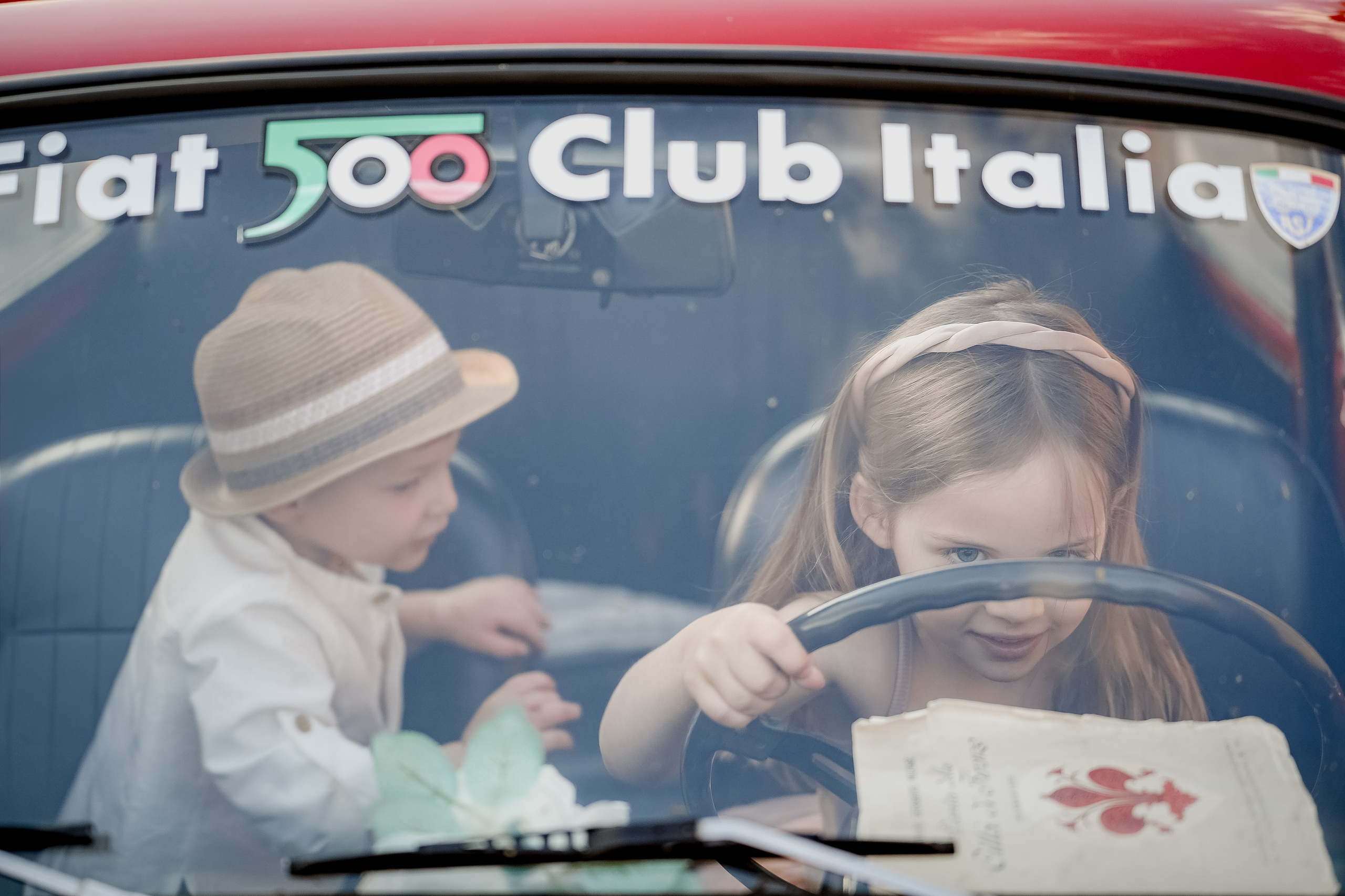 Jessica & Family. Wedding Photographer in Italy