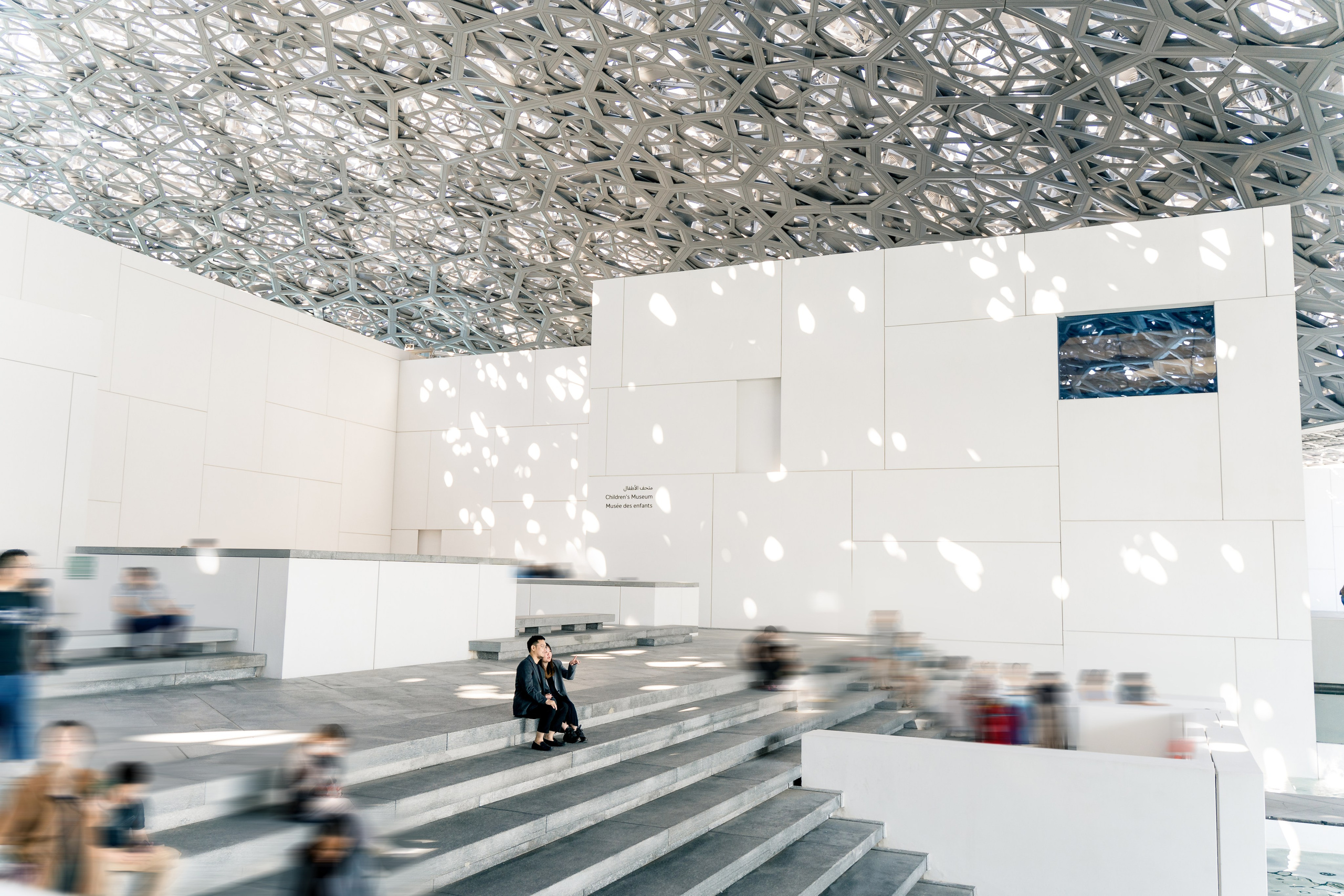 Love story Louvre Abu Dhabi. Фотограф в Абу Даби Марина