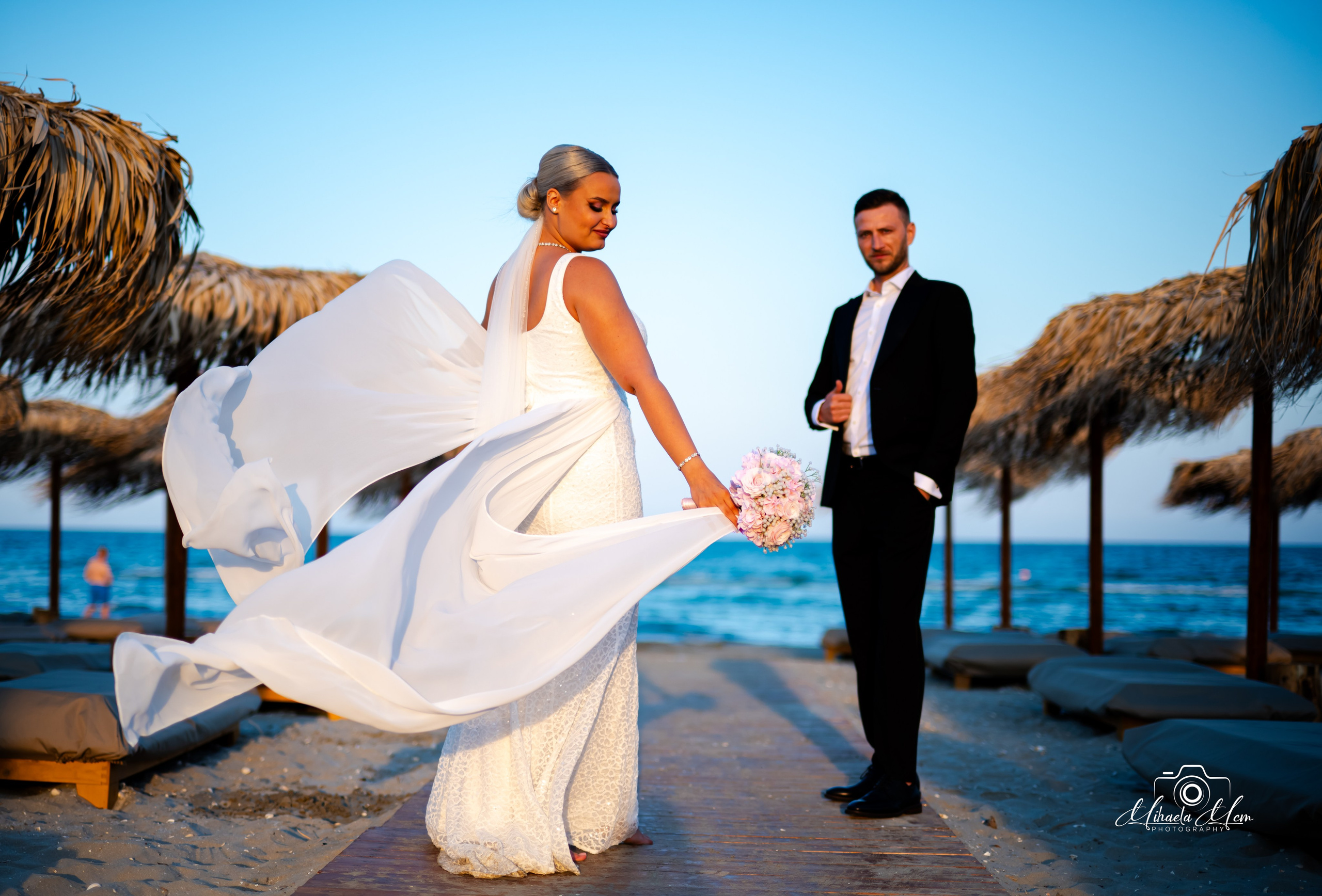 Trash the dress Andreea&Dany. Fotograf Nuntă Constanța și București – MCM Happy Studio