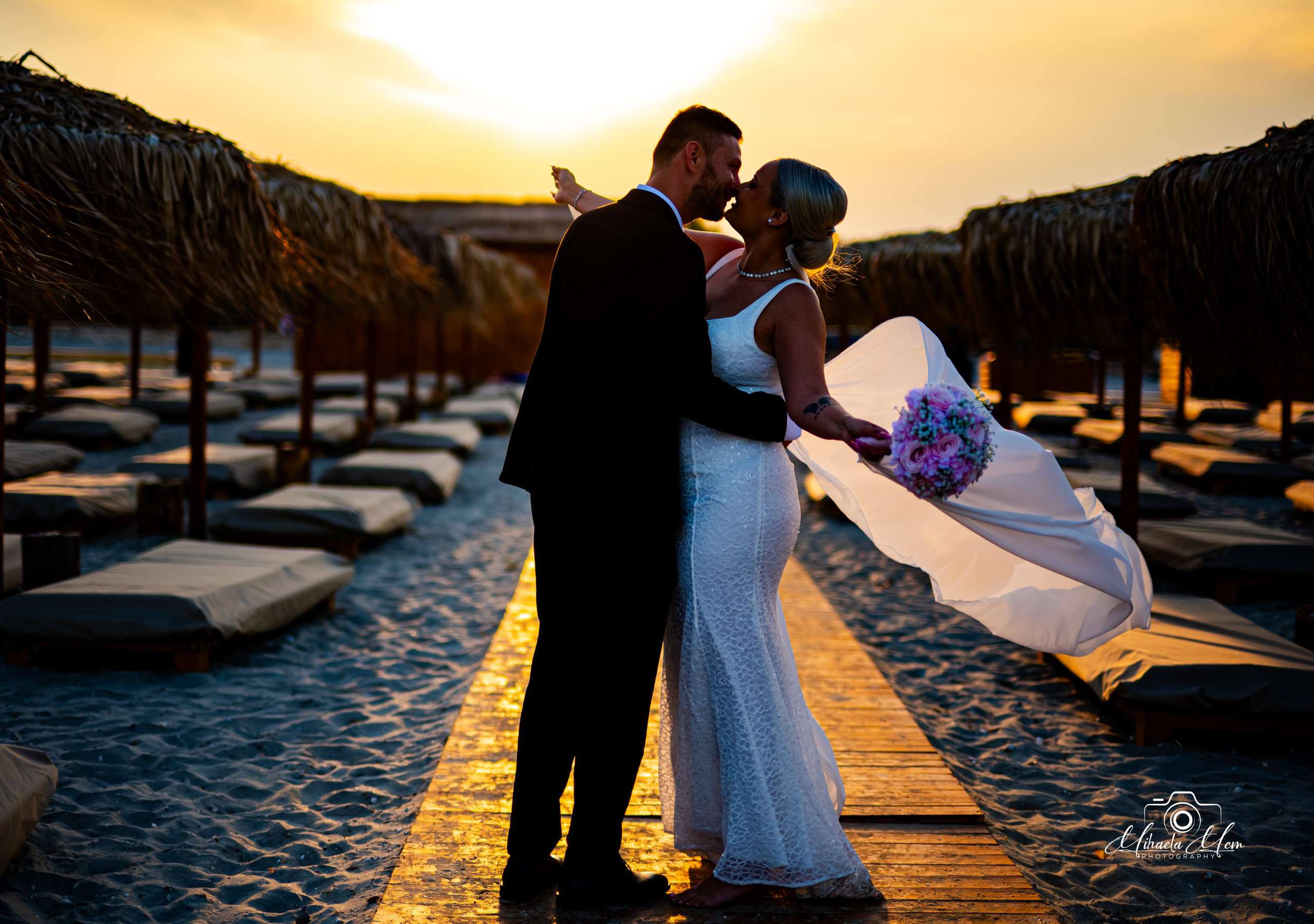 Trash the dress Andreea&Dany. Fotograf Nuntă Constanța și București – MCM Happy Studio