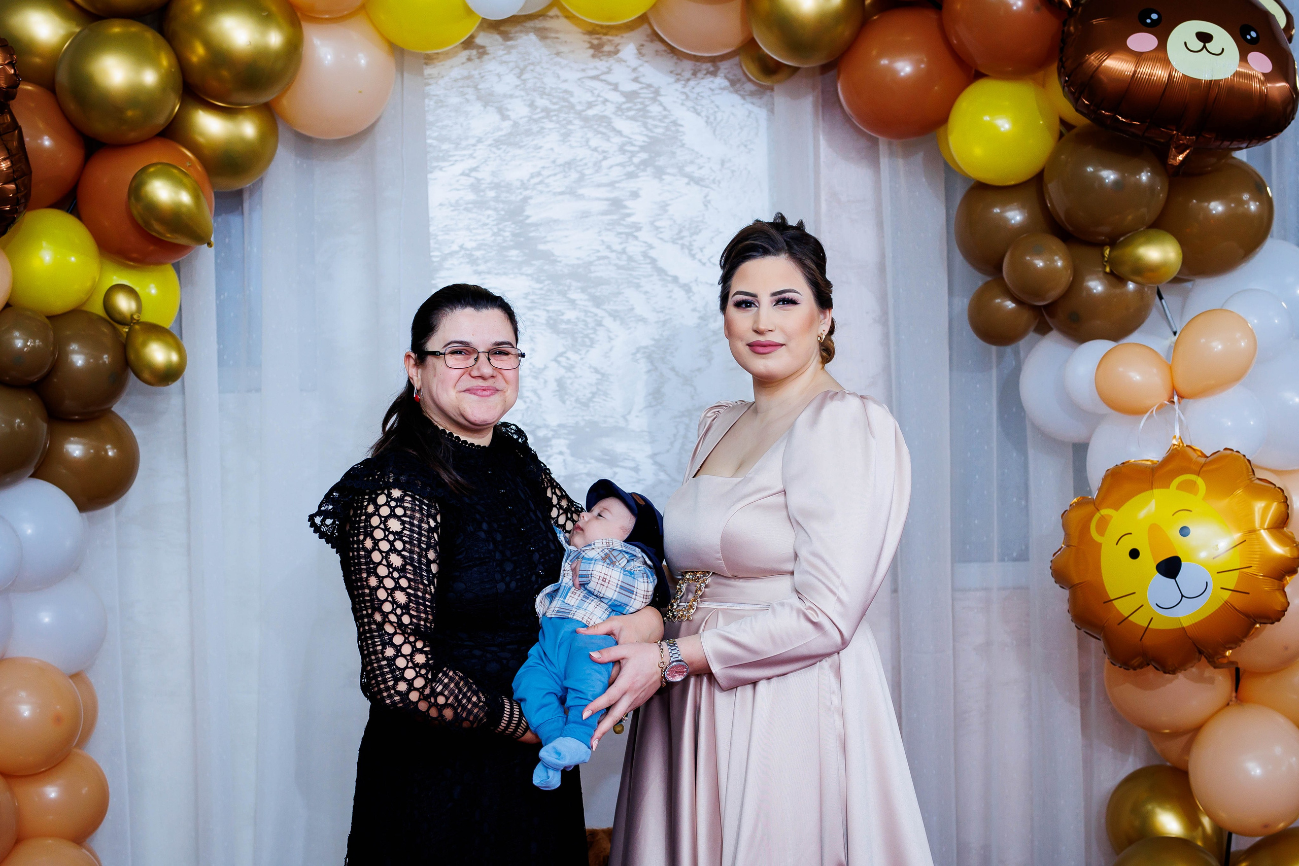 Botez. Dream Studio Galați – ședințe foto profesionale pentru familie, portrete și evenimente