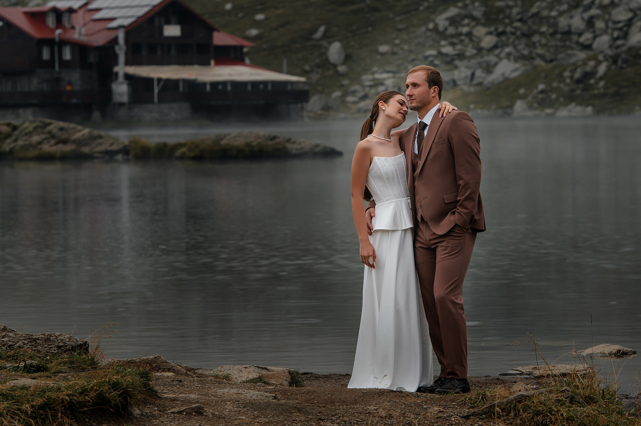 Lacul Bâlea, România. Victoria & Grigorie. Wedding photographer from Moldova Alexey Chipchiu