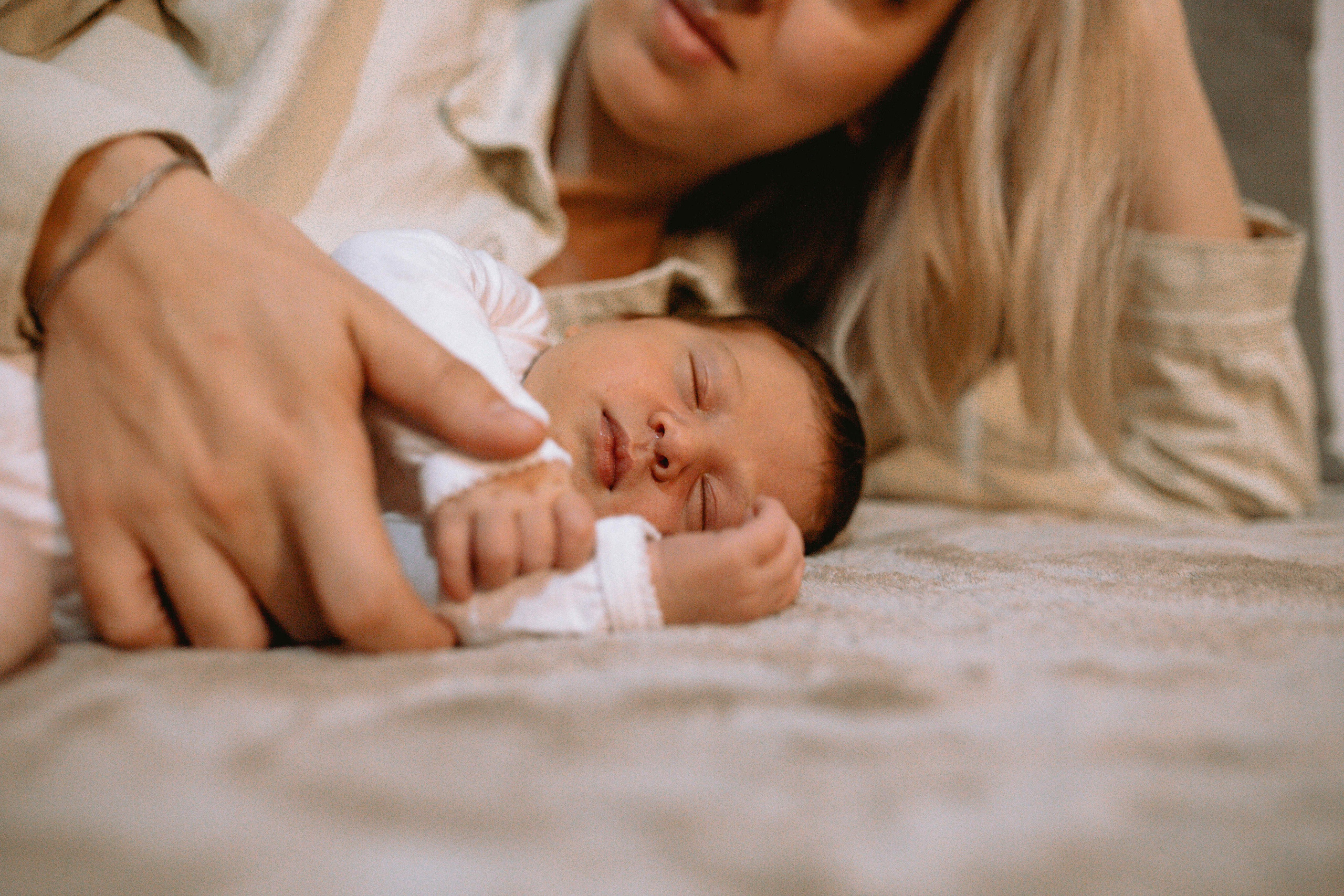 HOME PHOTOSESSION NEWBORN. Https://shi-photo.com/