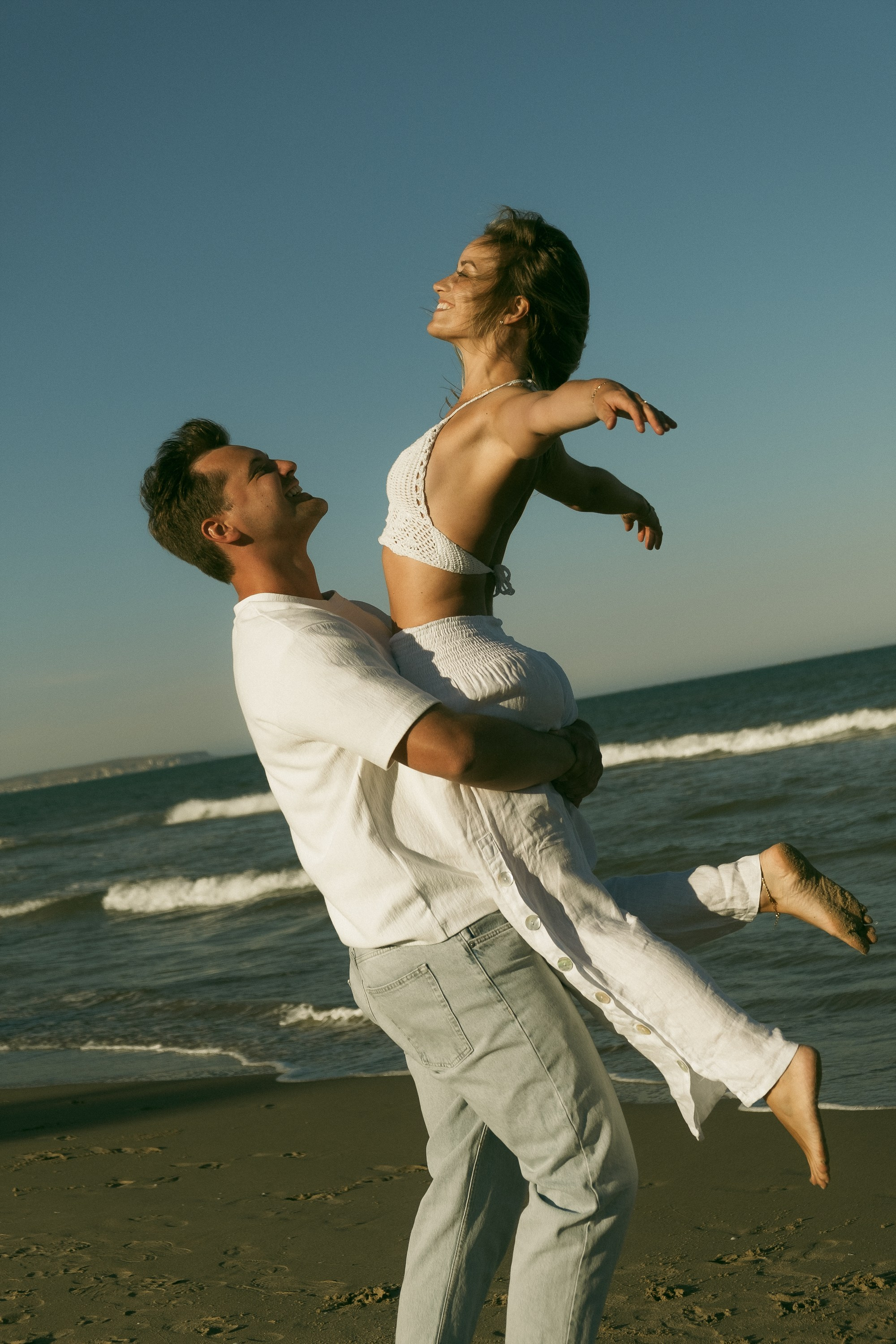 Love Story at Sunset in Torrevieja and Alicante | Romantic Photoshoot by Andrey Lukovnikov