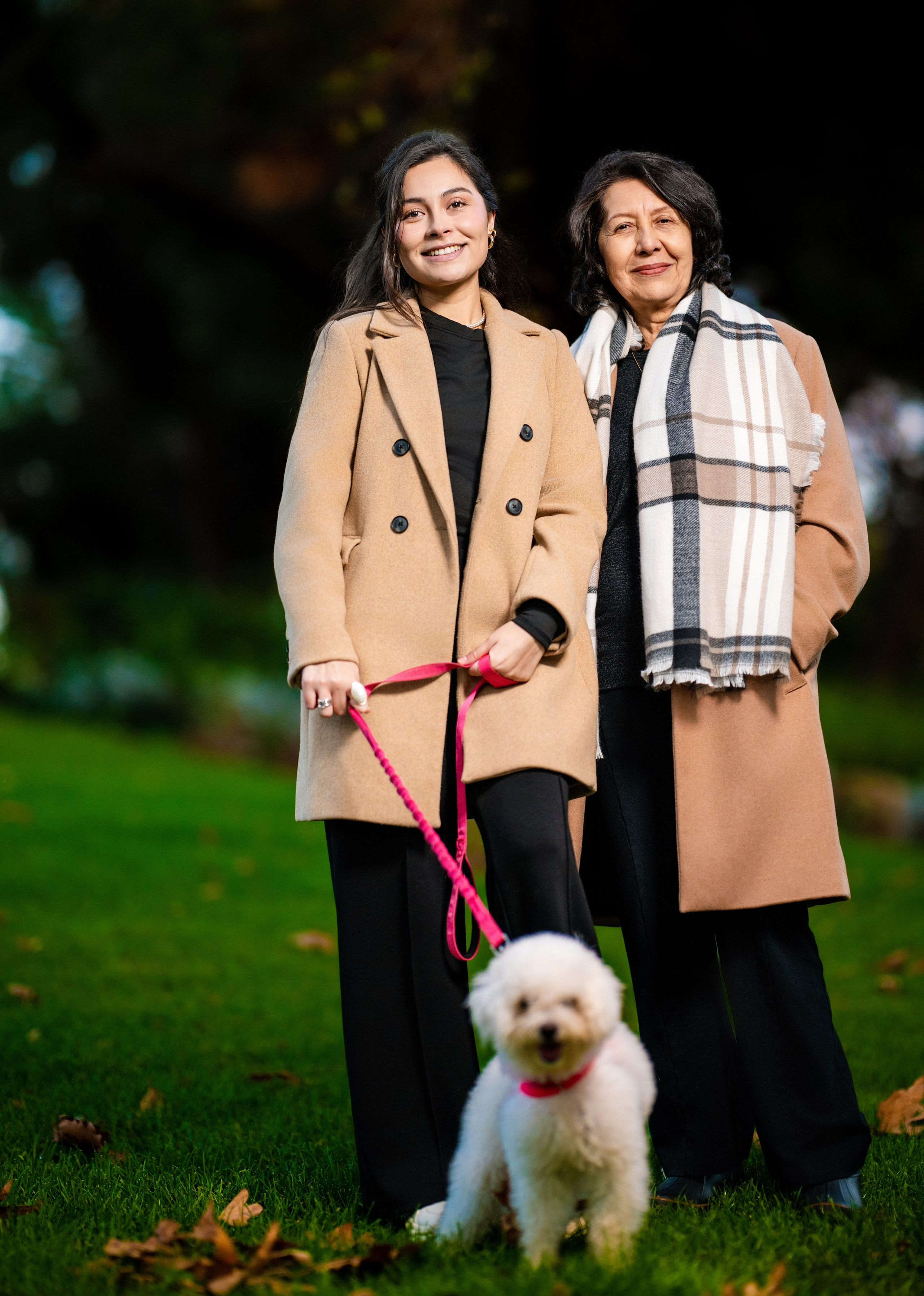 Outdoor Portraits. Www.jomcstudio.com