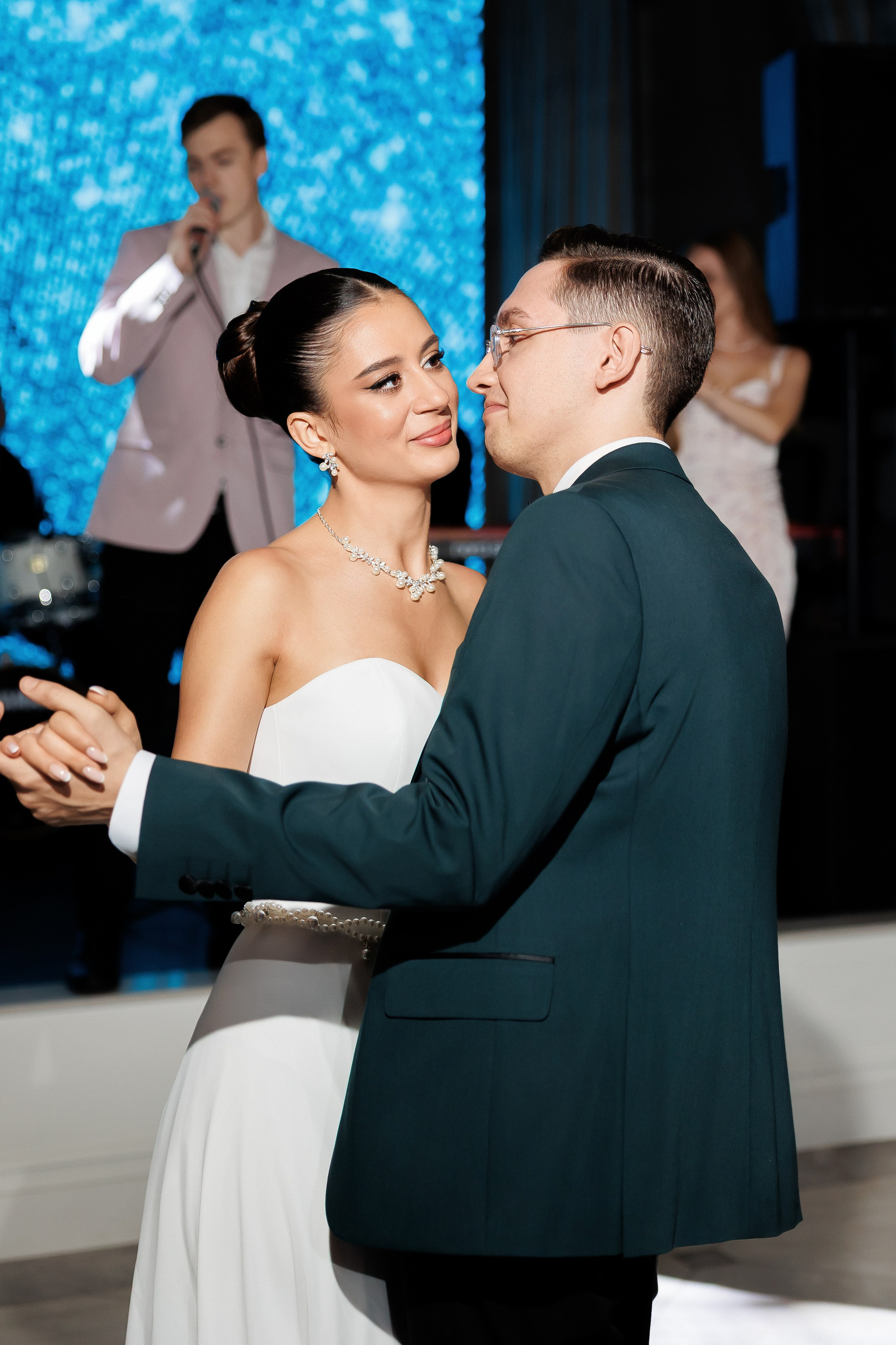 Serghei & Erica — Queen Residence. Servicii Foto și Video 067188353