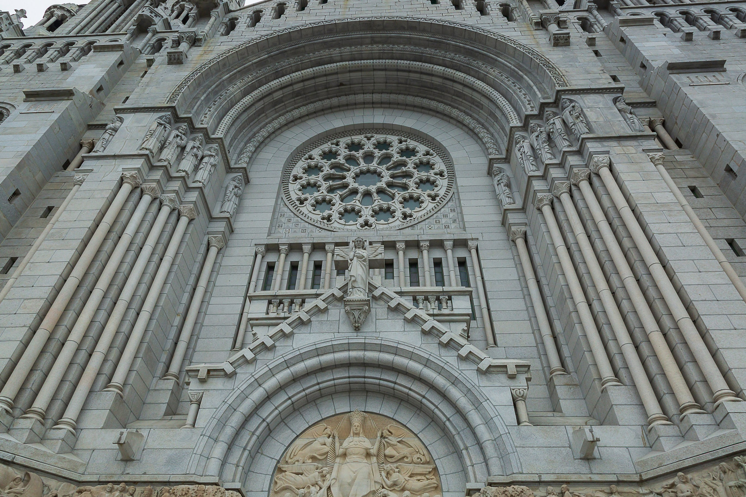 Sainte Anne de Beaupre et Quebec. Studioplaza8