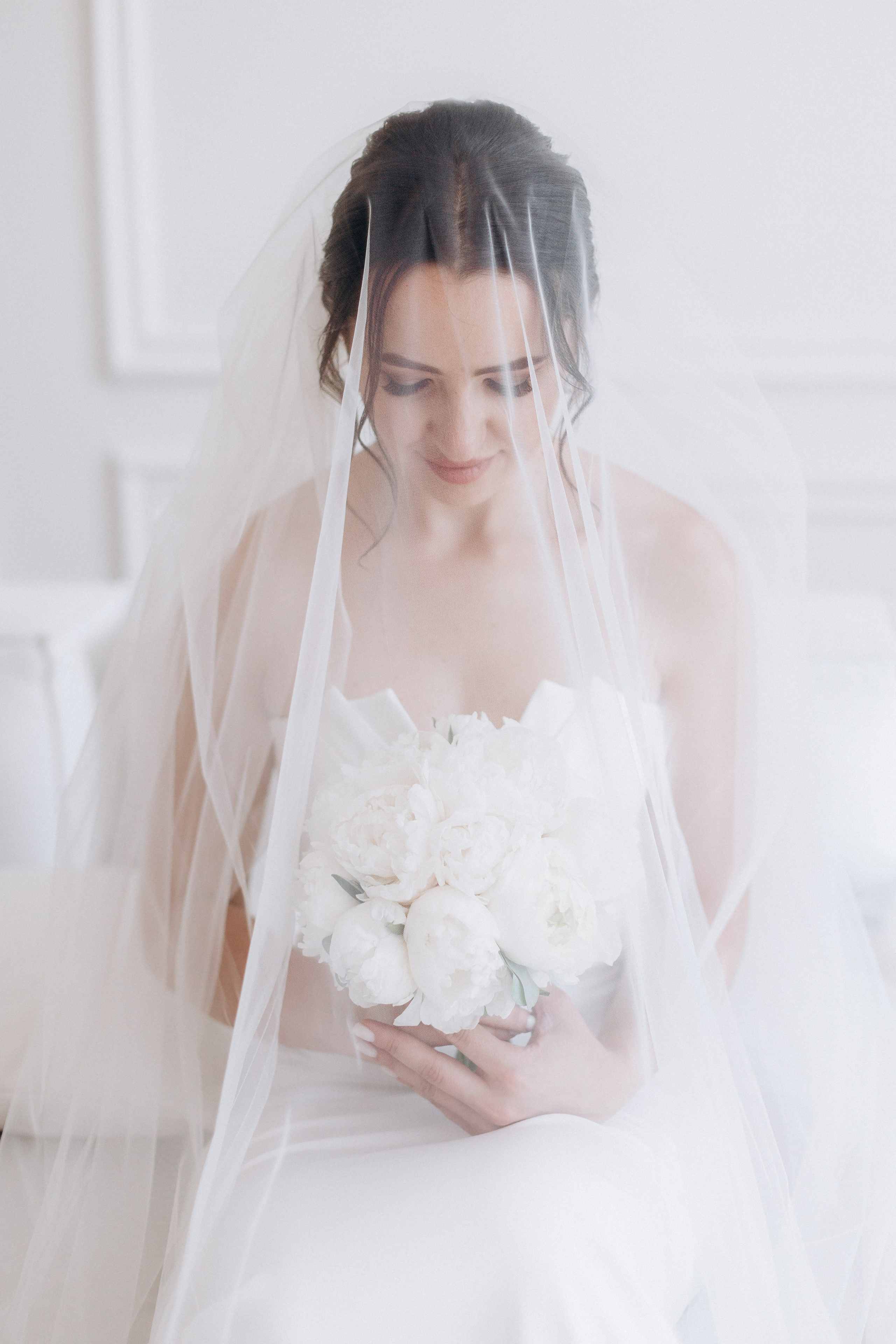 White Wedding. Wedding and Family Photograph