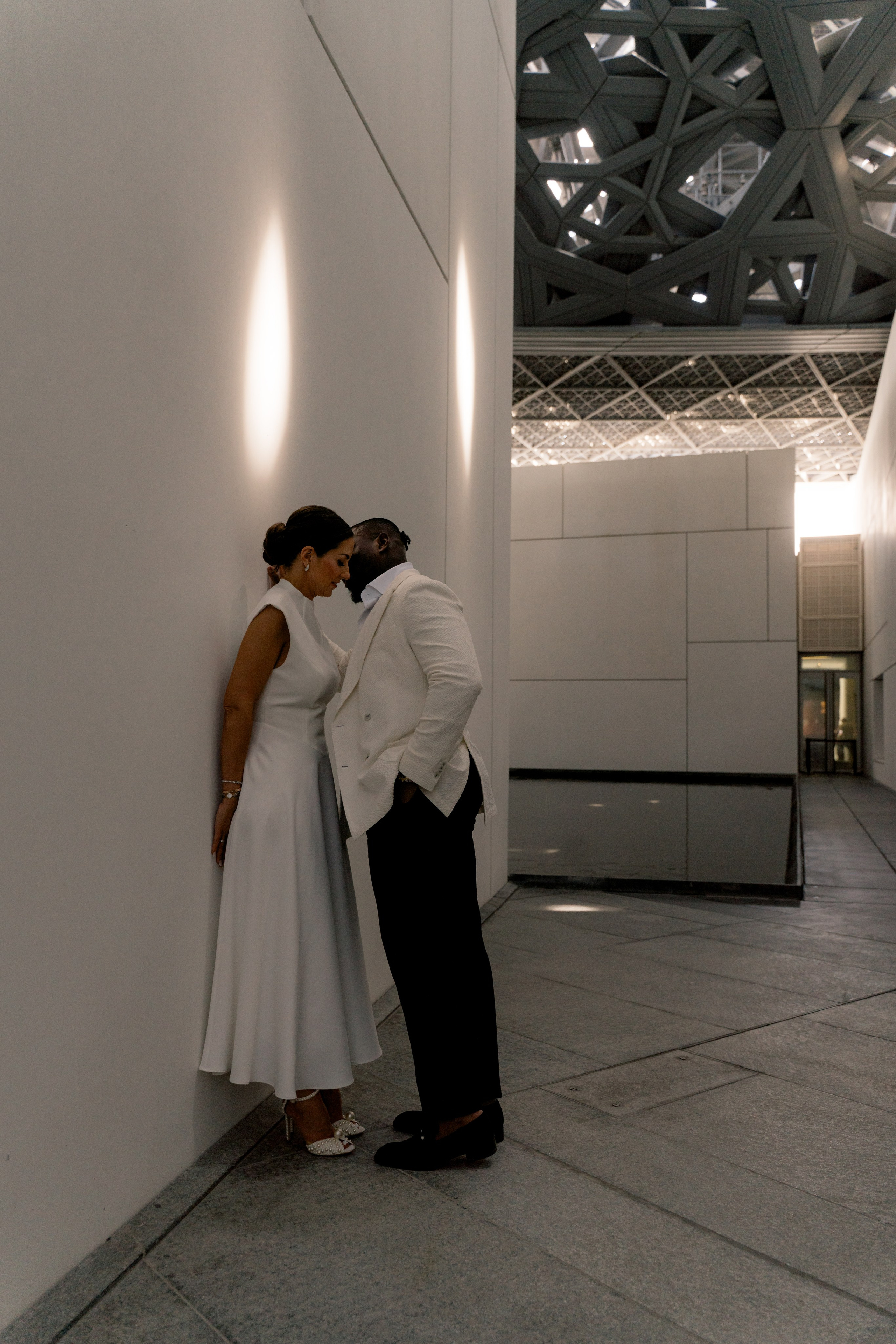 Couple photoshoot at the Louvre Abu Dhabi during sunset