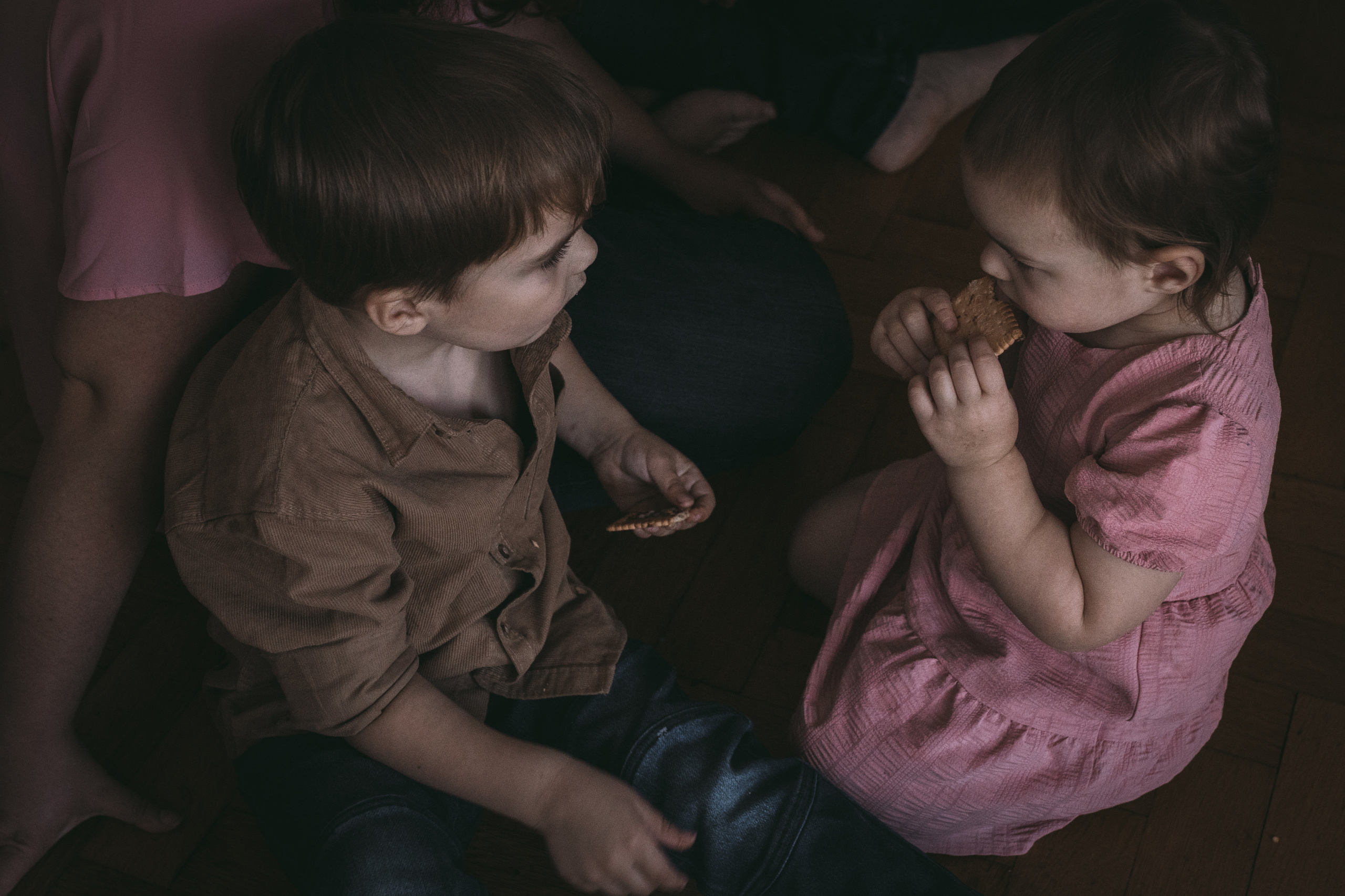 Weihnachtsfotos – Festliche Familienfotos & Portraits | Albina Vaniyants. Professionelle Familienfotografie, Kinderfotografie und Portraitfotografie in Linz, Oberösterreich - Albina Vaniyants, Fotografin aus OÖ