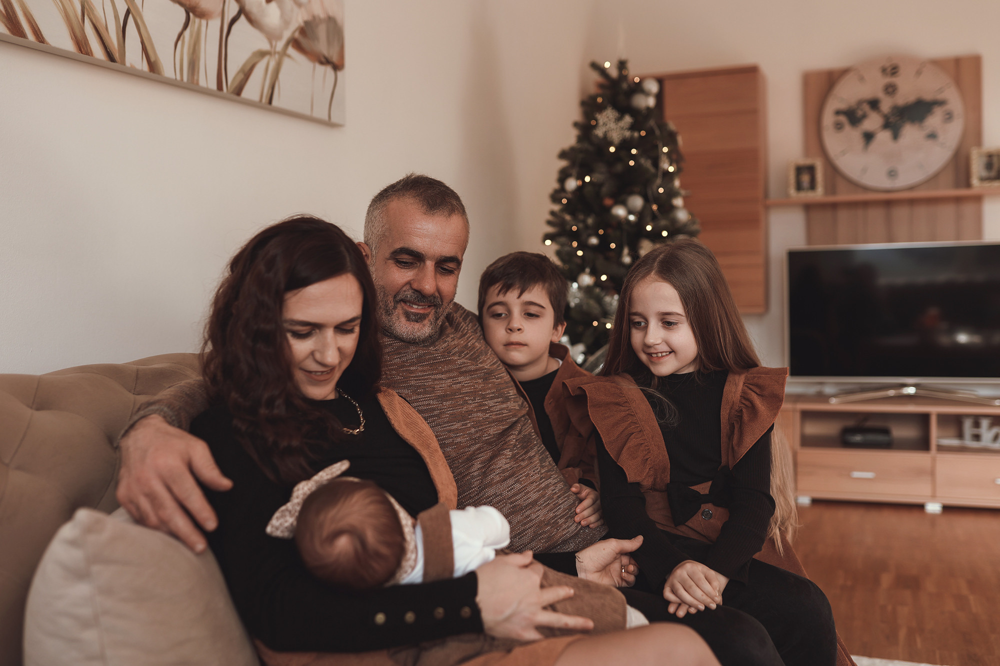 Weihnachtsfotos – Festliche Familienfotos & Portraits | Albina Vaniyants. Professionelle Familienfotografie, Kinderfotografie und Portraitfotografie in Linz, Oberösterreich - Albina Vaniyants, Fotografin aus OÖ