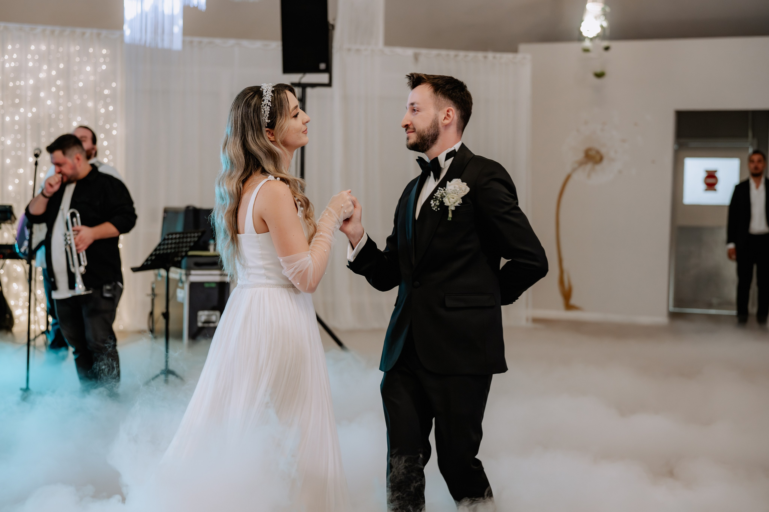 Madalina + Cosmin | Wedding day. Proud Vision Weddings | Wedding Photography & Film — Servicii profesionale Foto Video Nunta Iasi
