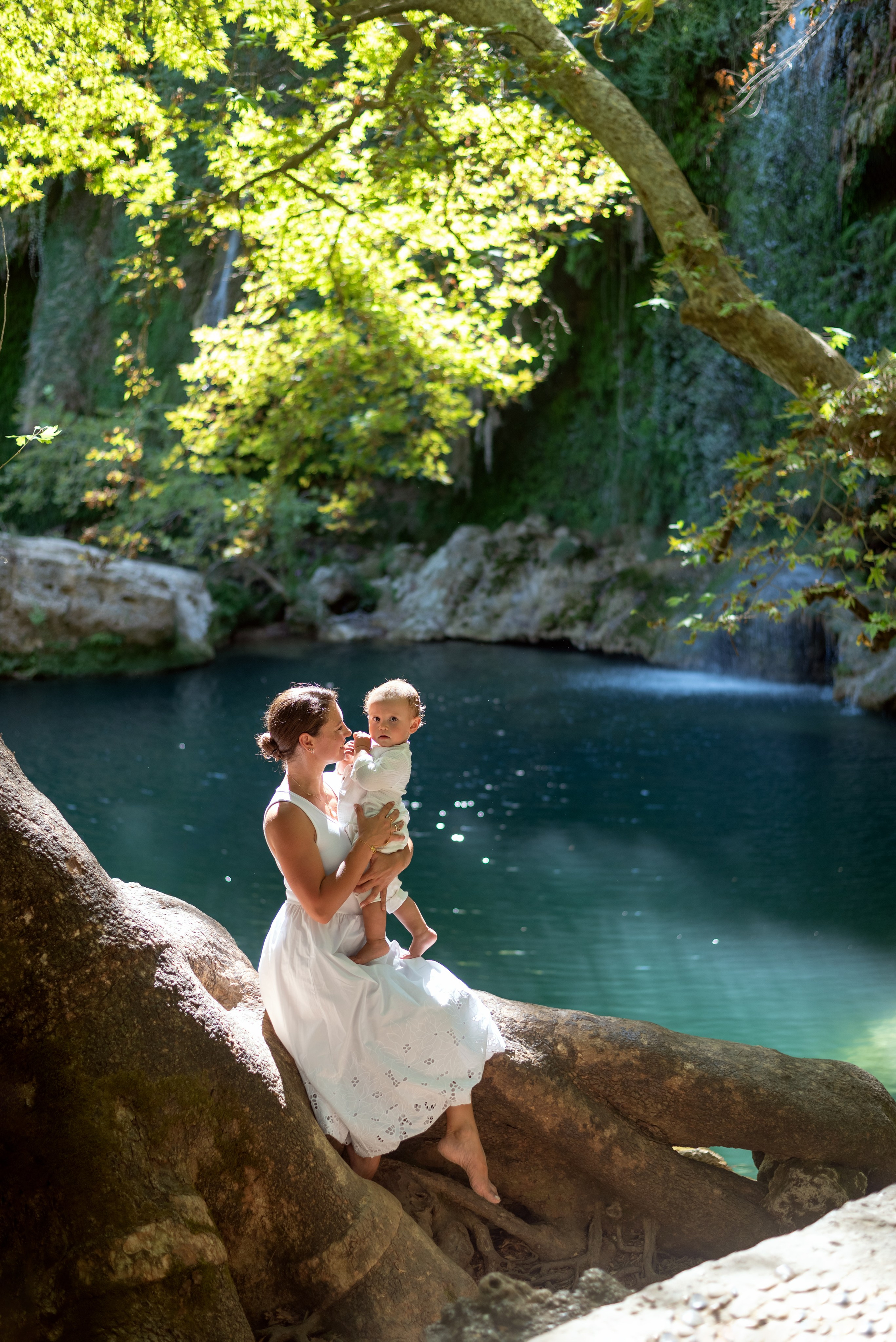 Живописный водопад с бирюзовой водой в Анталии. Фотограф Анталия, Кемер, Белек, Сиде Дарья Кая