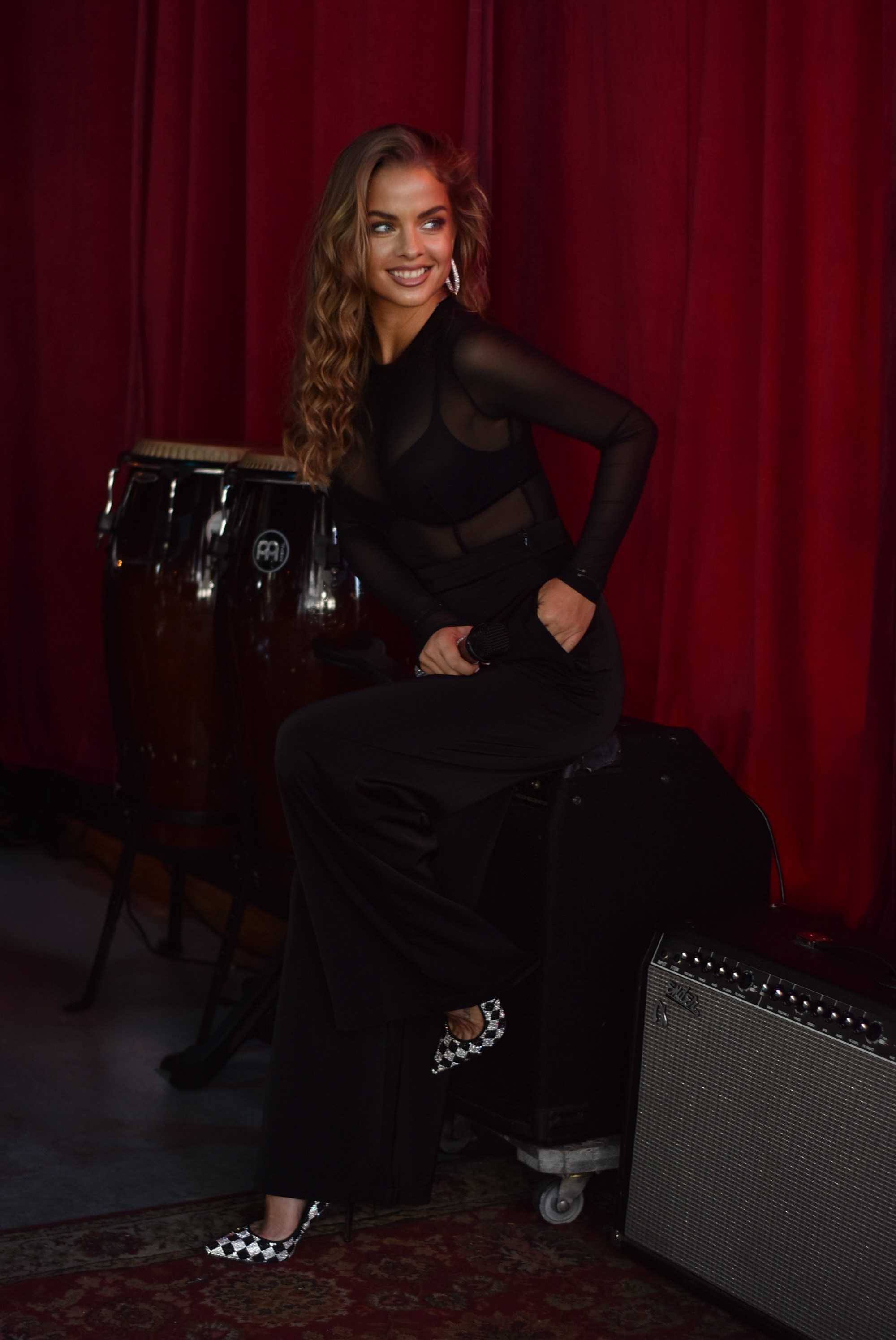 NM | bar. Portrait and Lifestyle Photographer in Miami | Anna Isaak