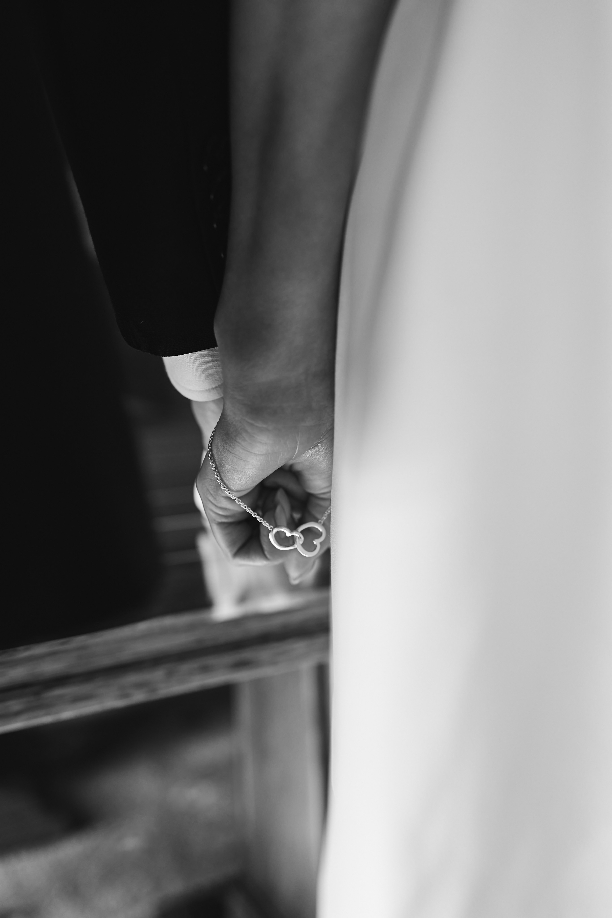 Dokumentarisk og ekte bryllupsfotografil. Bryllupsfotograf i Oslo. André Korsak – candid og dokumentarisk fotograf