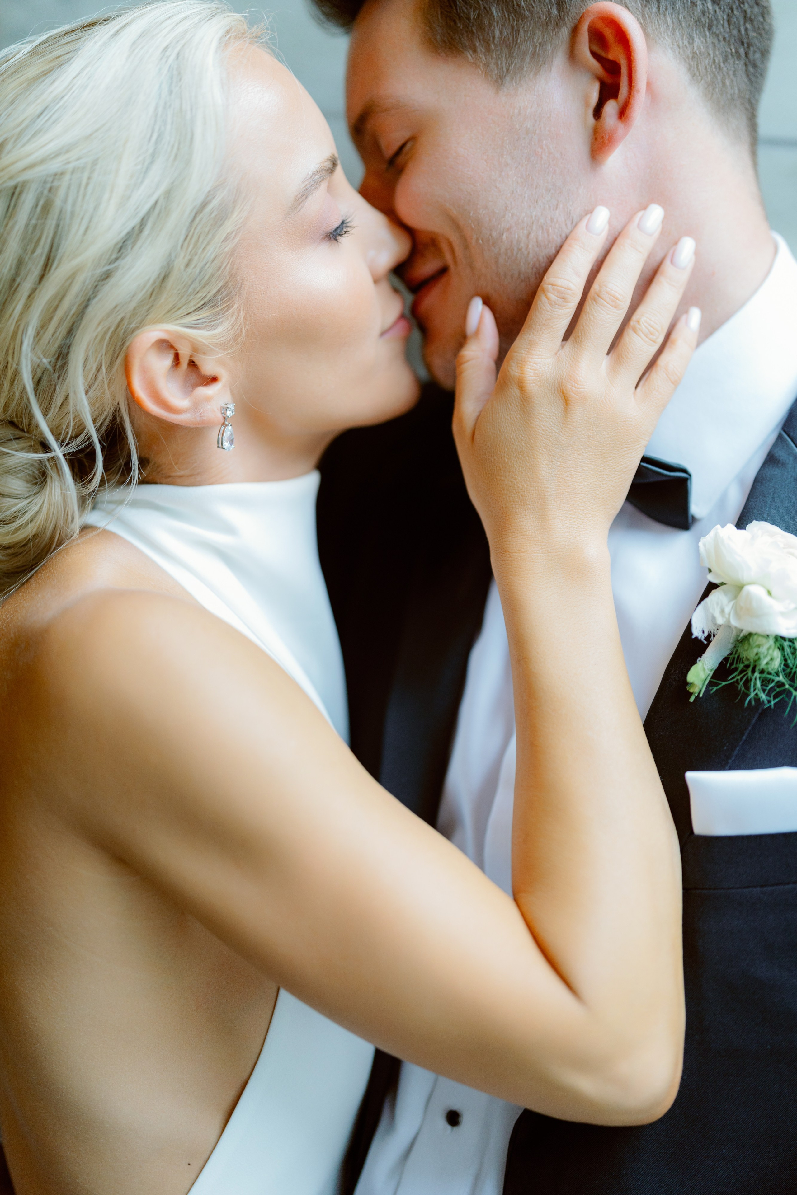 Brianna and Josh’s Manhattan Loft 620 Wedding. Wedding photographer and videographer New York | New Jersey