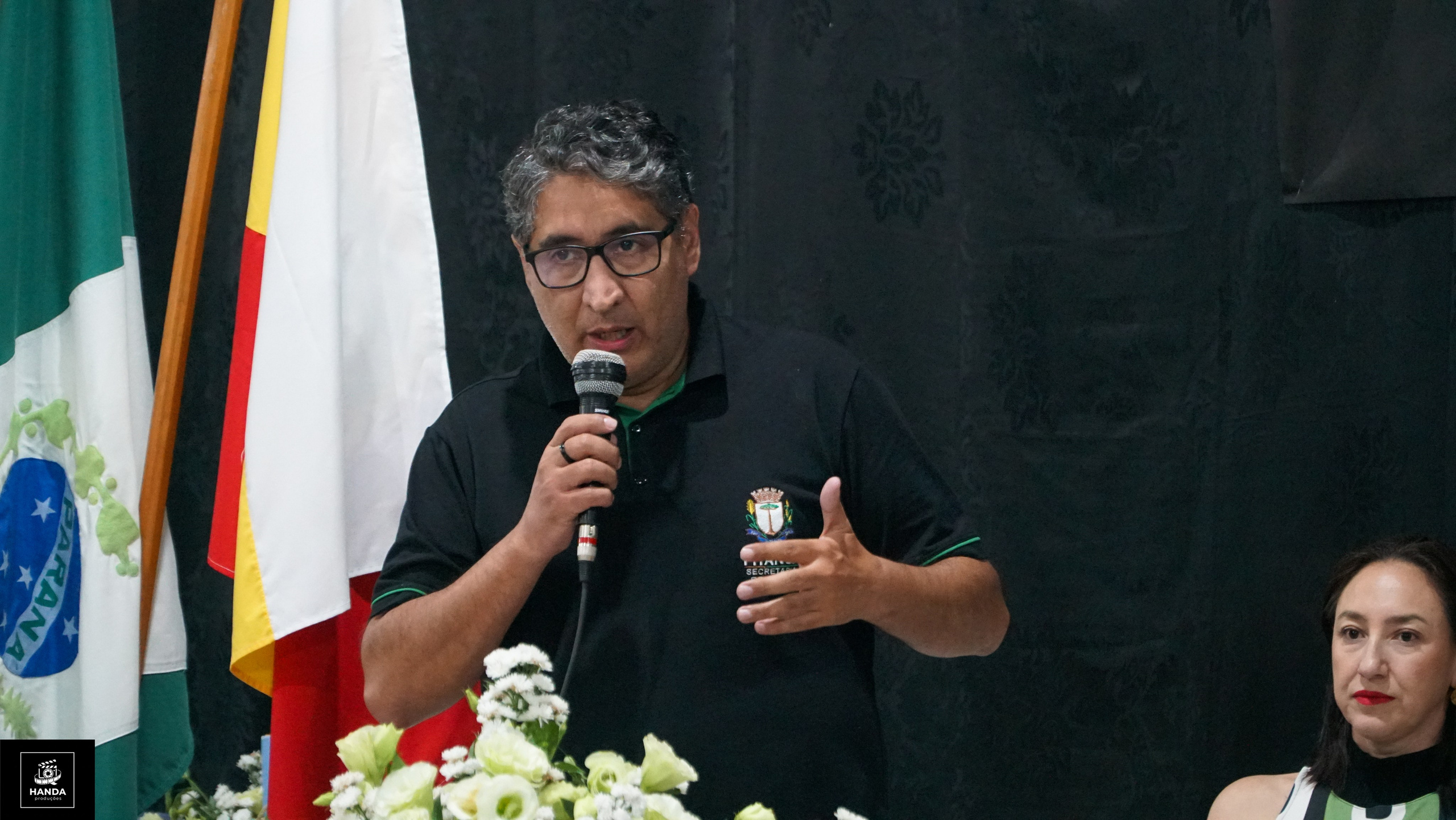 Noite autógrafos colégio Aurélio Buarque de Holanda. Handa Produções