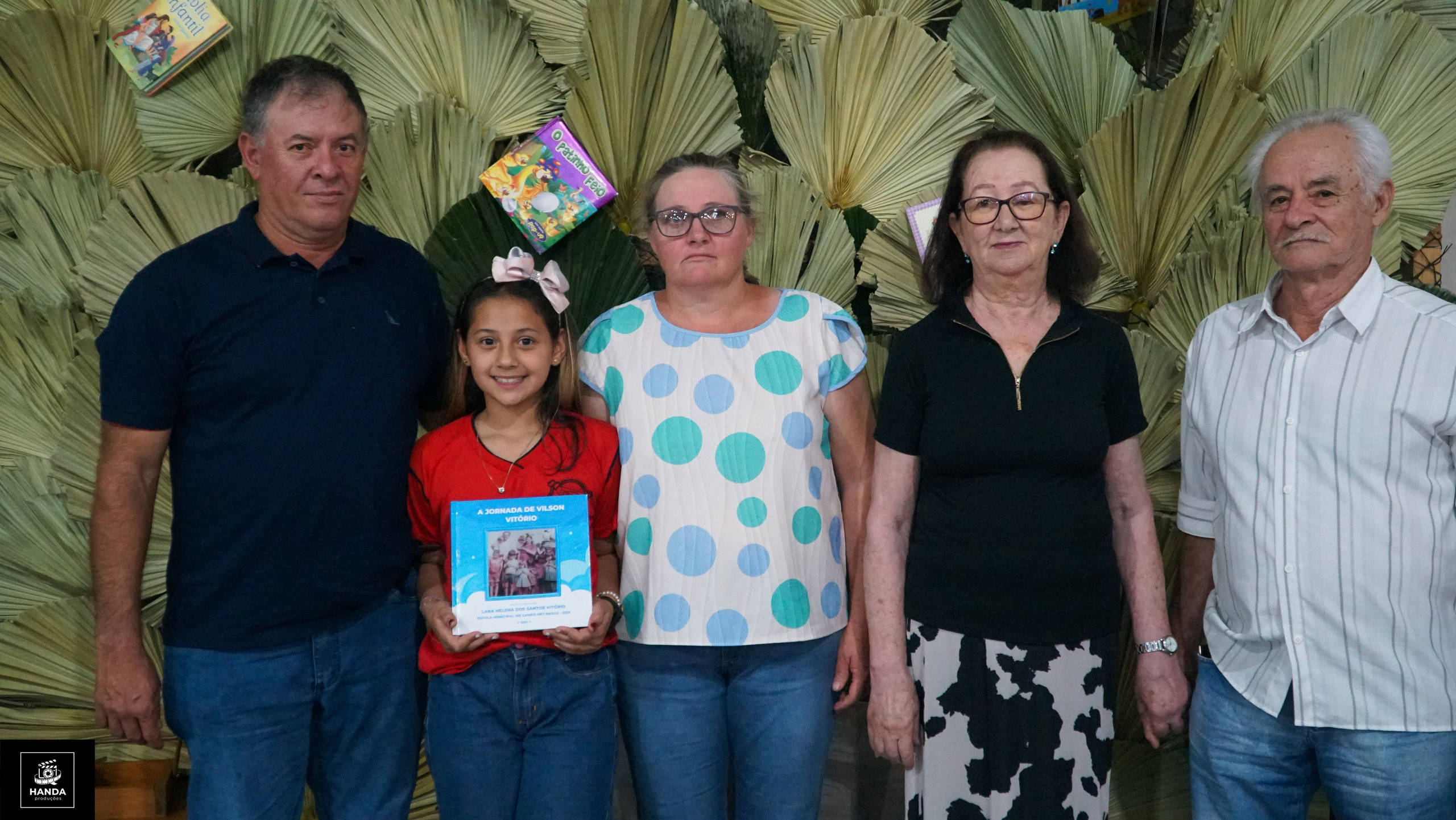 Noite autógrafos colégio Aurélio Buarque de Holanda. Handa Produções