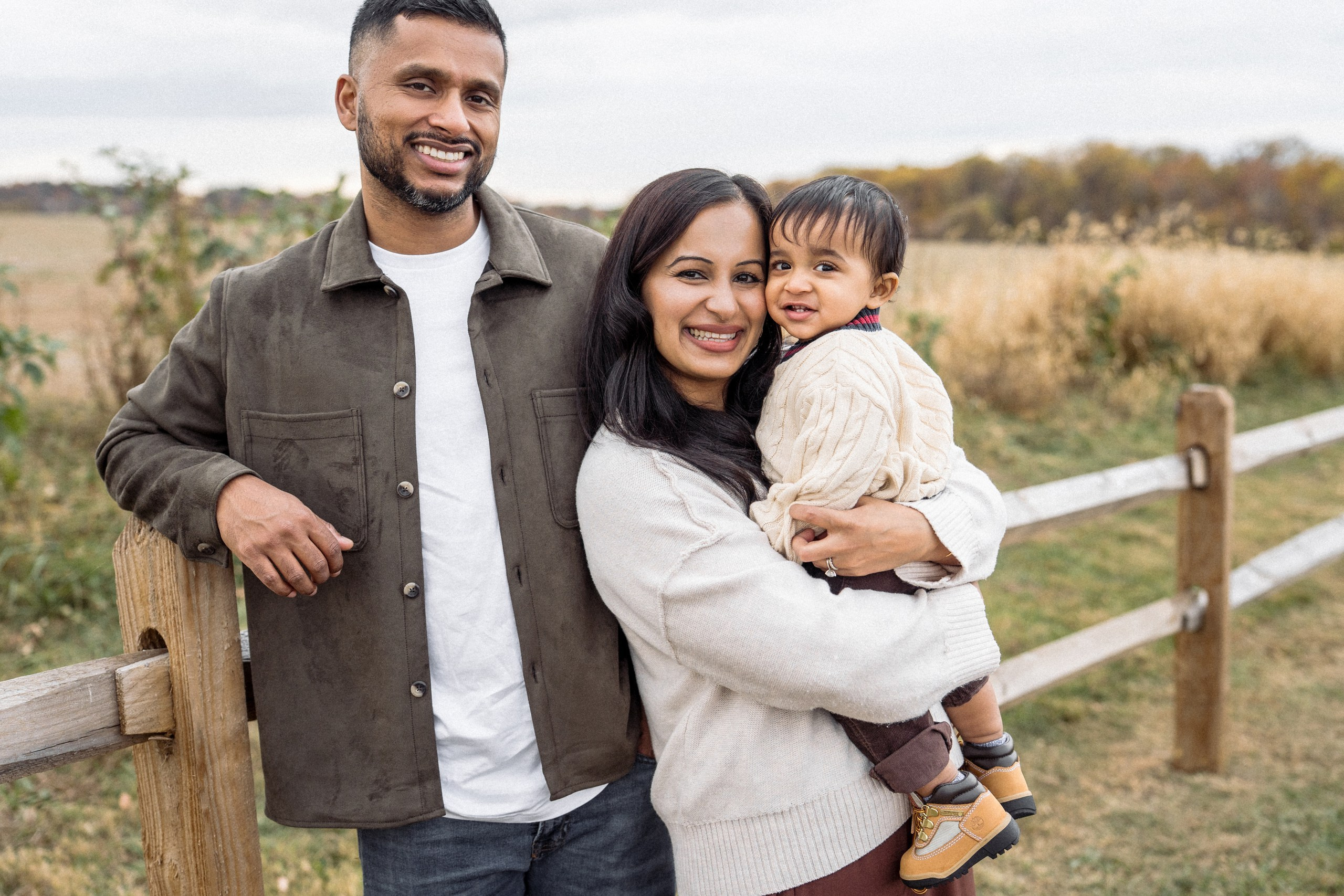 Liz, Robin, Luka. Alisa Tant — Family and newborn photographer Bucks County, Montgomery county, Philadelphia, NJ