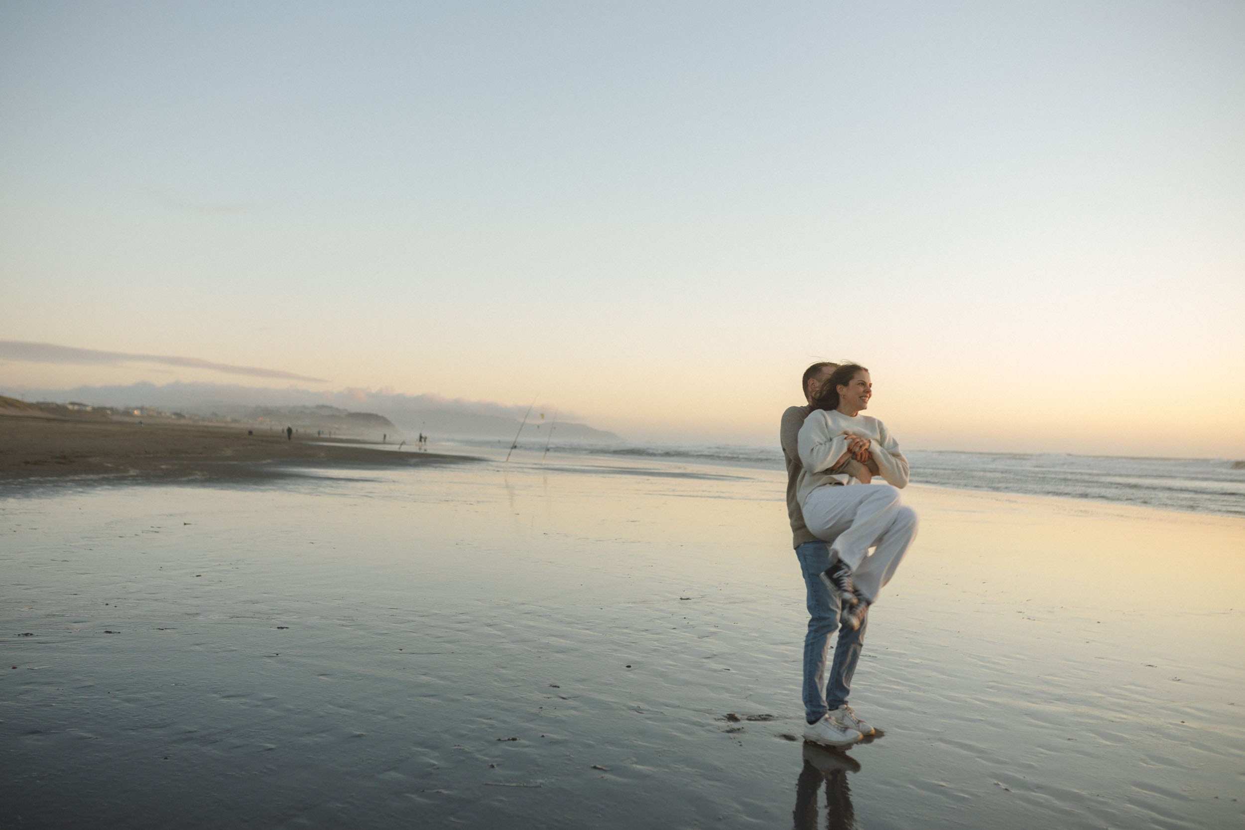 Laura & Jacob. Ocean Beach. Maternity, newborn photographer in the Bay Area|Iryna Rakivnenko