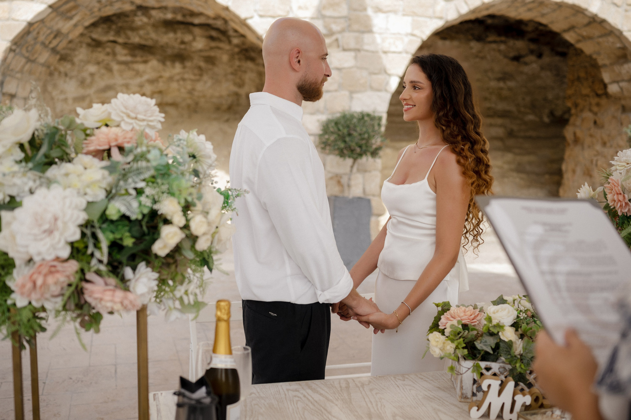Small wedding photoshoot. Professional photographer in Cyprus Katerina Stepanchenko