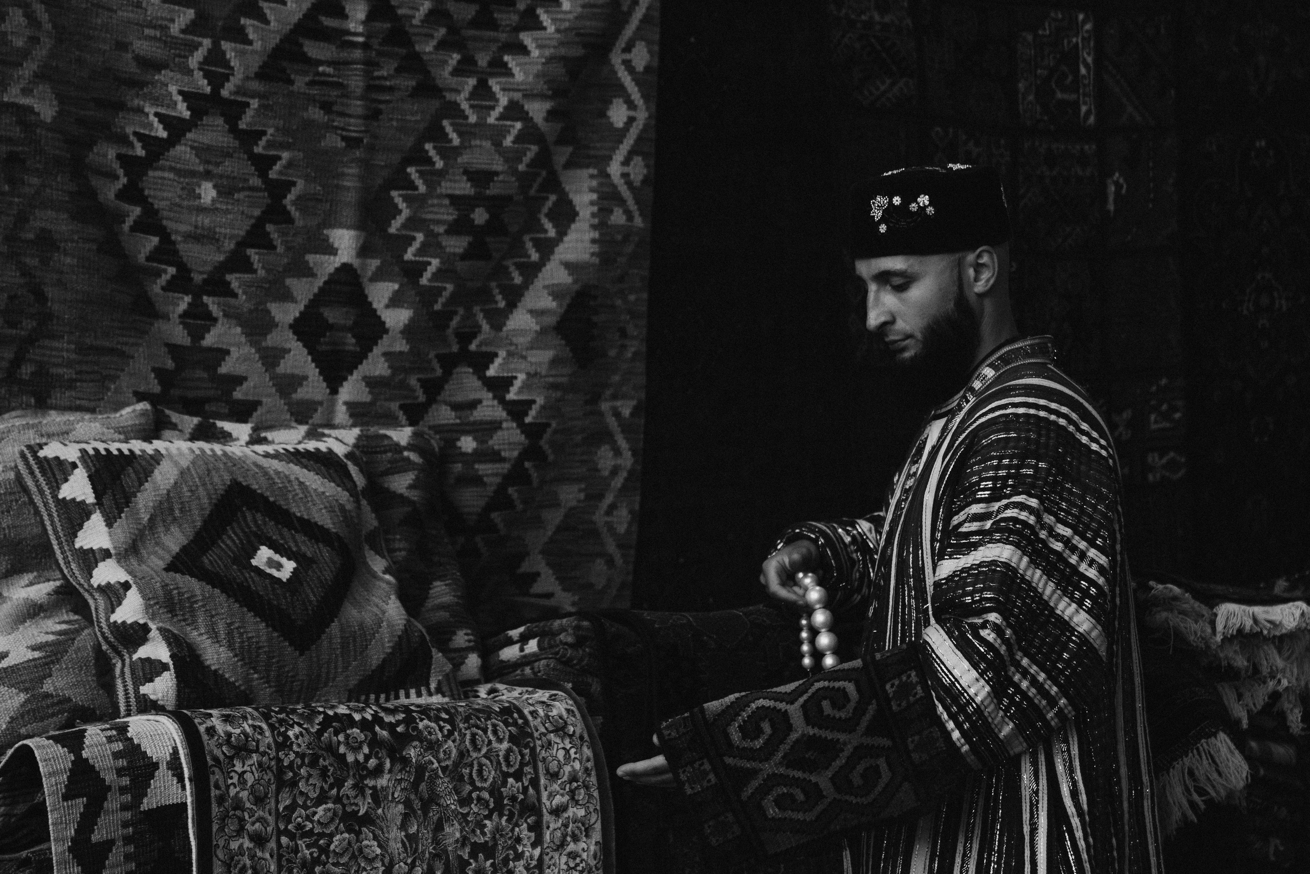 Exclusive men’s photoshoot in Bukhara. Photographer in Uzbekistan and Samarkand Djasur Marupov