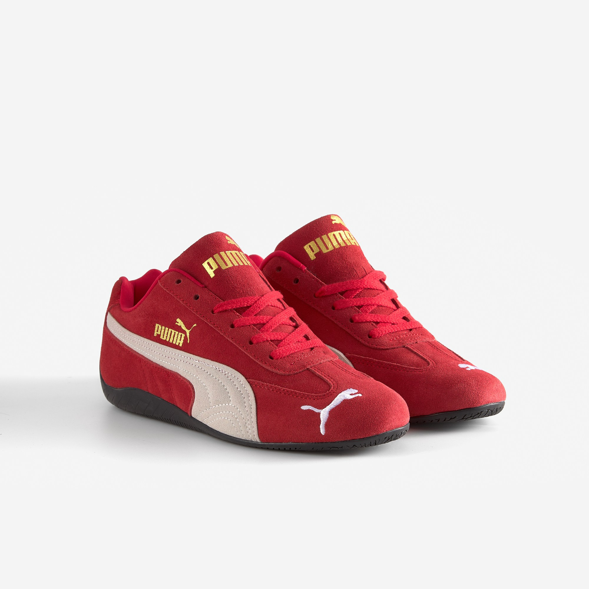 Обувь. Предметная фотосъемка в Алматы. Студия фото и видео съемки товаров