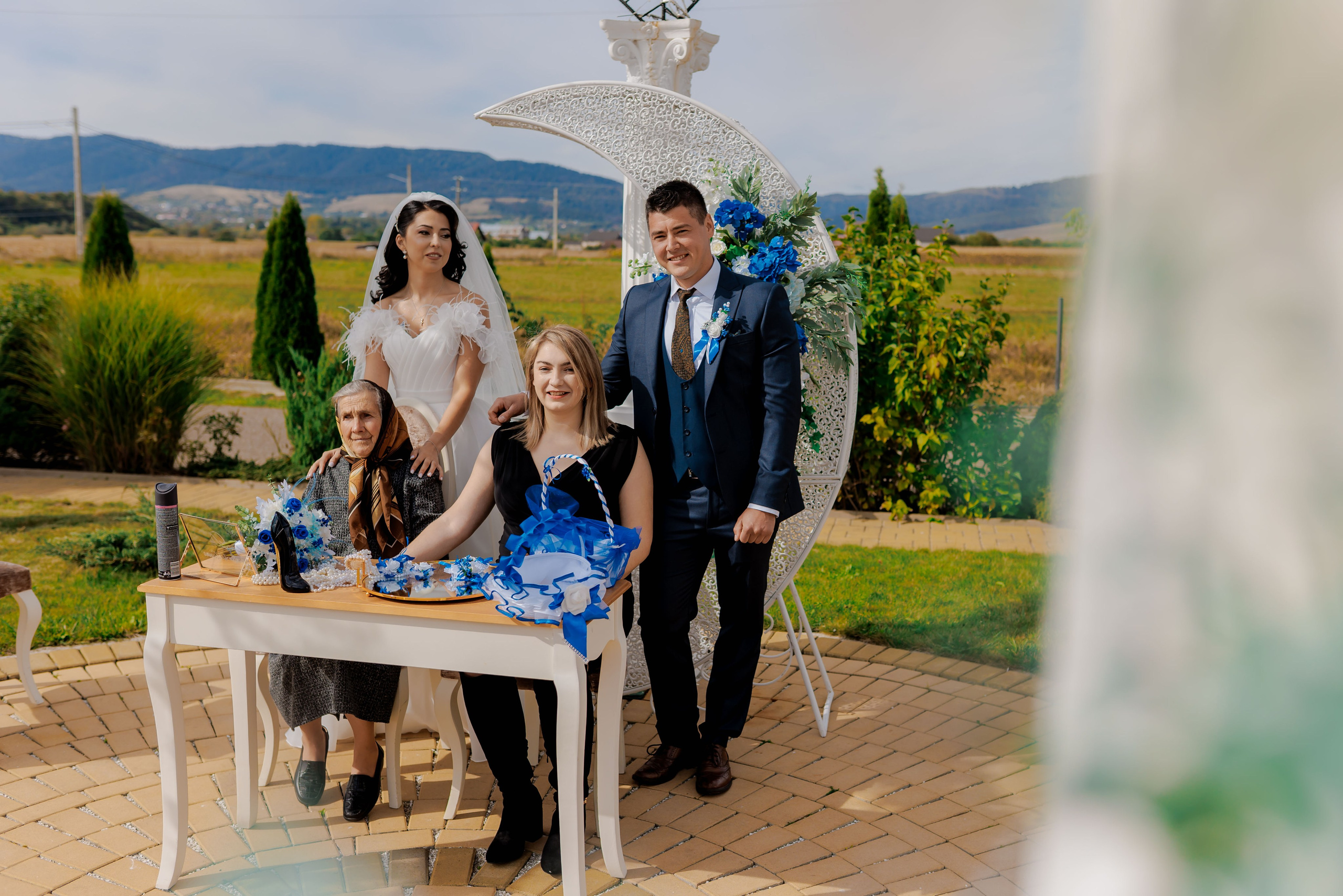 Loredana & Emilian – Ziua Nunții | Videografie - fotografie Botez Suceava, Iași, Botoșani. Servicii foto-video profesionale, pentru momente de neuitat