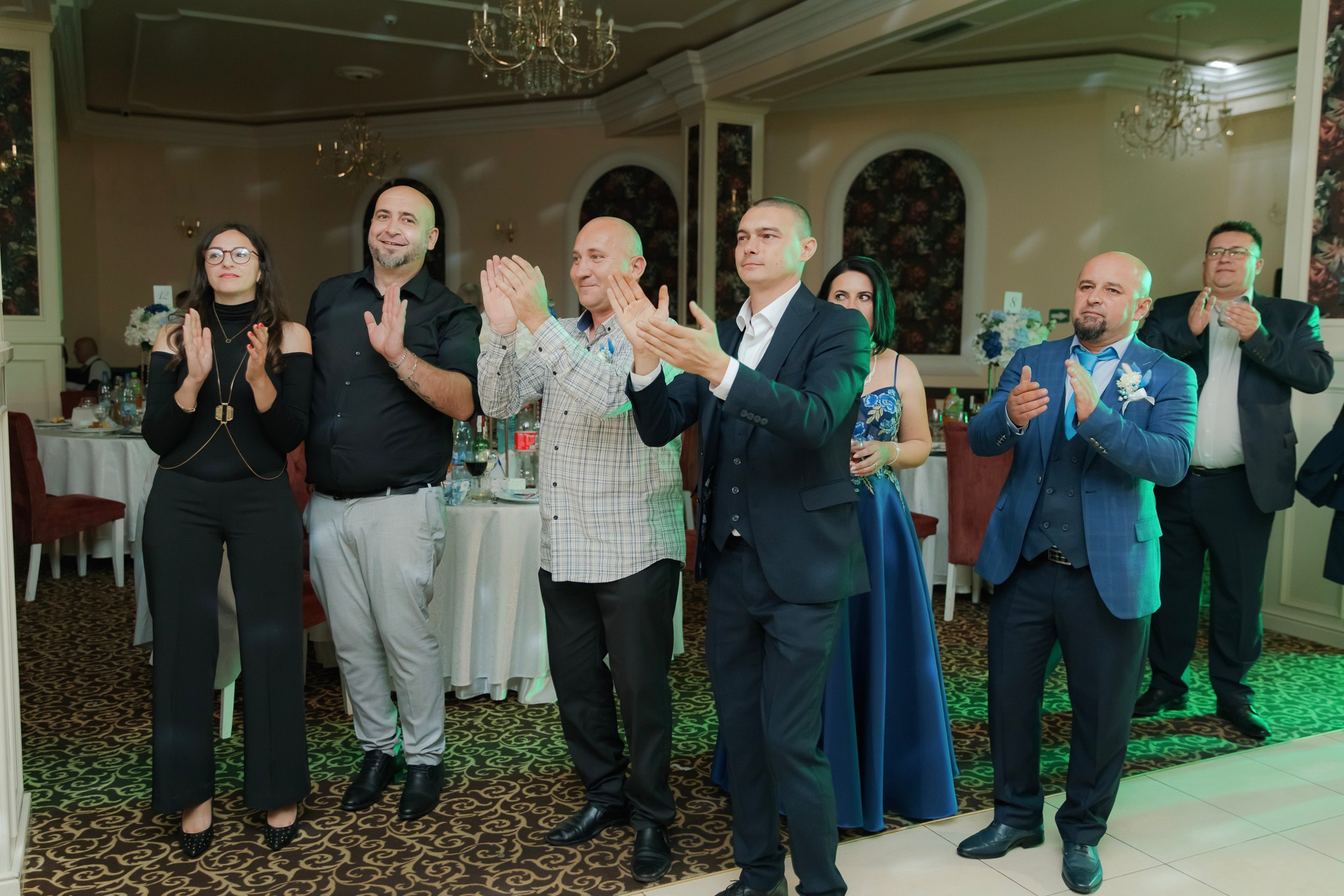 Mihai & Oana. Servicii foto-video profesionale, pentru momente de neuitat