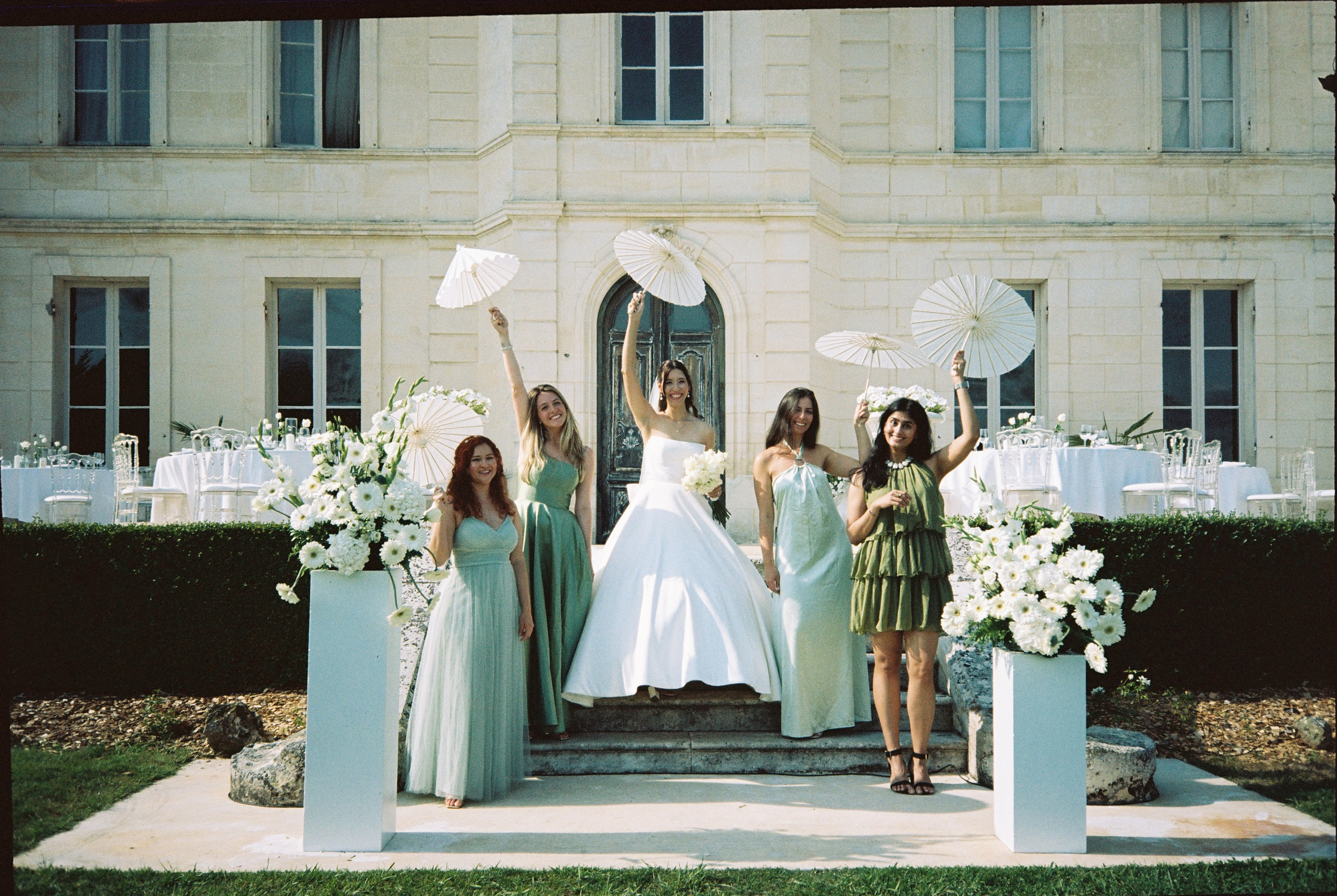 Wedding in a French Château | Destination Wedding Photography. Wedding photographer in Italy