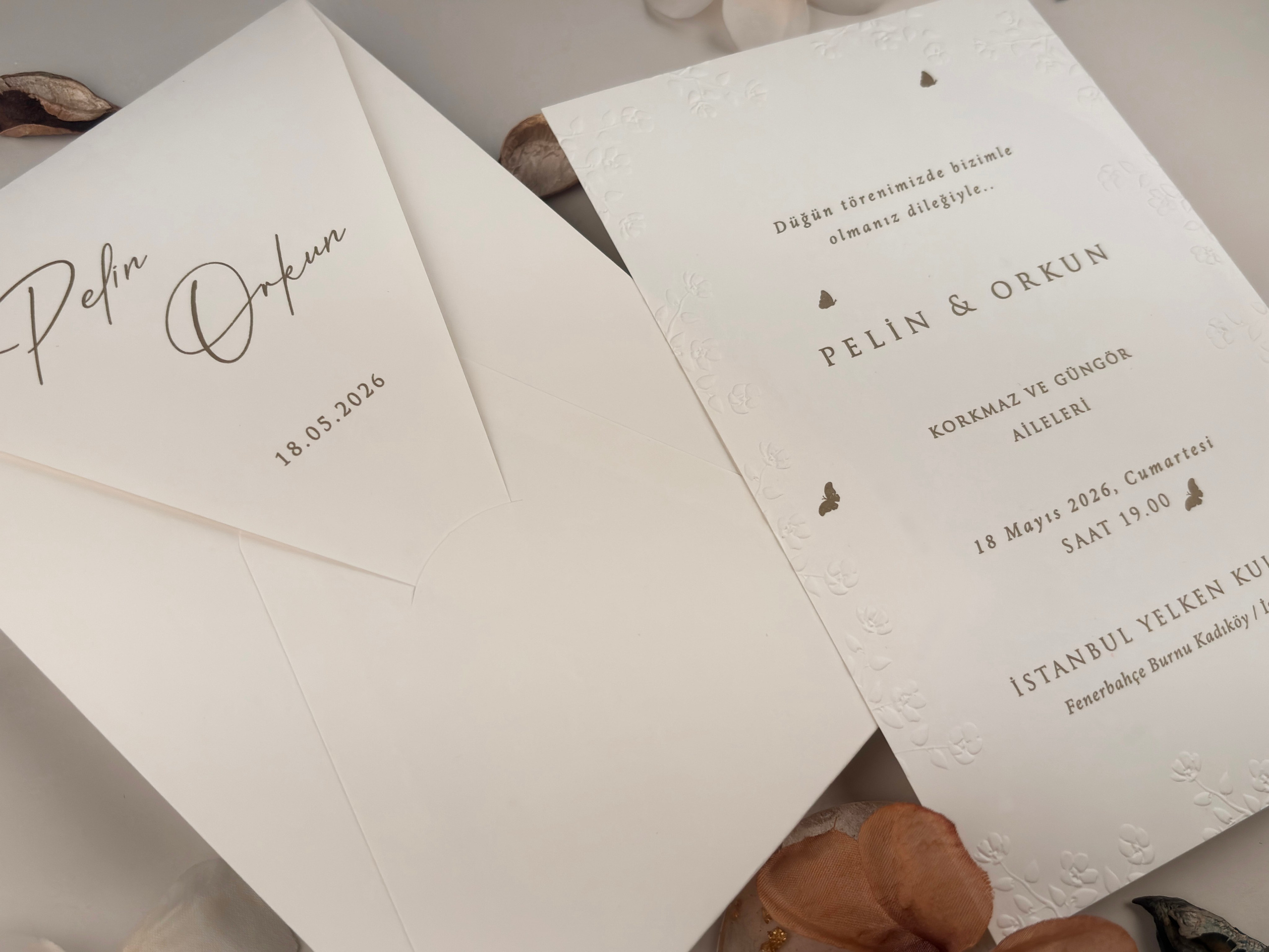 Descoperă eleganța și rafinamentul în fiecare detaliu cu catalogul de invitații Ellite. Fie că organizezi nunți, petreceri private sau evenimente corporate, gama noastră variată de invitații te va impresiona cu designuri luxuriante și finisaje impecabile. Alege dintr-o selecție exclusivă de modele personalizabile pentru a adăuga un strop de distincție evenimentelor tale speciale. Explorează colecția noastră acum și creează invitații memorabile pentru orice ocazie! - invitații nuntă  - modele invitații nuntă  - invitații nuntă 2025  - invitații de nuntă elegante  - invitații de nuntă personalizate  - invitații nuntă online  - invitații nuntă handmade  - catalog invitații nuntă  - invitații originale nuntă  - invitații de nuntă moderne  - invitații nuntă vintage  - invitații nuntă rustice  - invitații nuntă clasice  - design invitații nuntă  - invitații de nuntă cu tematică.- invitații nuntă florale  - invitații nuntă boho  - invitații nuntă aurii  - invitații nuntă minimaliste  - invitații nuntă cu sigiliu  - invitații nuntă cu acuarelă  - invitații nuntă cu fotografie  - invitații nuntă cu inițiale  - invitații nuntă elegante alb-negru  - invitații nuntă cu hârtie texturată  - invitații nuntă cu decupaj laser  - invitații nuntă cu flori uscate. - print invitații nuntă  - invitații nuntă personalizate cu numele mirilor  - invitații nuntă cu plic inclus  - invitații nuntă cu cartolină dublă  - invitații nuntă calitate premium  - invitații nuntă ieftine  - invitații nuntă rapide.- invitații nuntă România  - invitații nuntă București / Botoșani . Iași suceava- invitații nuntă cu livrare în țară  - invitații nuntă online România.- „Invitație de nuntă elegantă cu design floral și plic crem”  - „Model de invitație de nuntă vintage cu sigiliu de ceară”  - „Set complet invitații de nuntă personalizate cu inițialele mirilor”  - „Invitație de nuntă modernă cu design minimalist și text negru pe fundal alb”  - „Invitație de nuntă rustică pe hârtie kraft cu șnur de iută”  - „Invitație de nuntă cu decupaj laser și detalii aurii” - „Invitație de nuntă în stil boho cu imprimeu floral colorat”  - „Invitație romantică de nuntă cu flori uscate și panglică din satin”  - „Invitație de nuntă clasică cu monogramă și font caligrafic”  - „Invitație de nuntă în stil glamour cu folie aurie și text embosat”- „Model de invitație de nuntă 2025 cu design elegant și font modern”  - „Cele mai noi invitații de nuntă 2025 – stil floral, sofisticat”