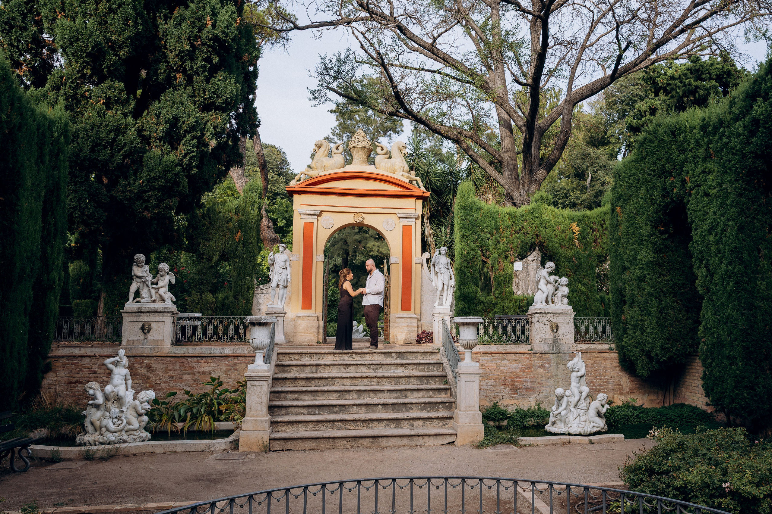 Love Story Photography by Julia Gnatenko | Romantic Photoshoots in Valencia, Alicante, Barcelona, Spain. Julia Gnatenko — Photographer Valencia, Alicante, Barcelona, Spain, Europe