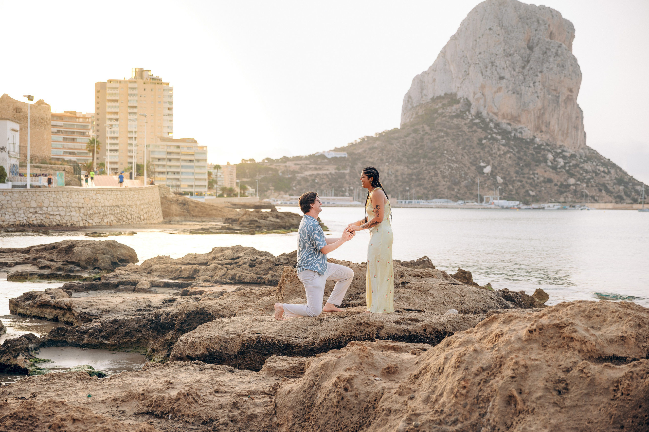 Fotografía de Pareja por Julia Gnatenko | Sesiones Románticas en Valencia, Alicante, Barcelona, España. Julia Gnatenko — Fotógrafa en Valencia, Alicante, Barcelona, España y Europa