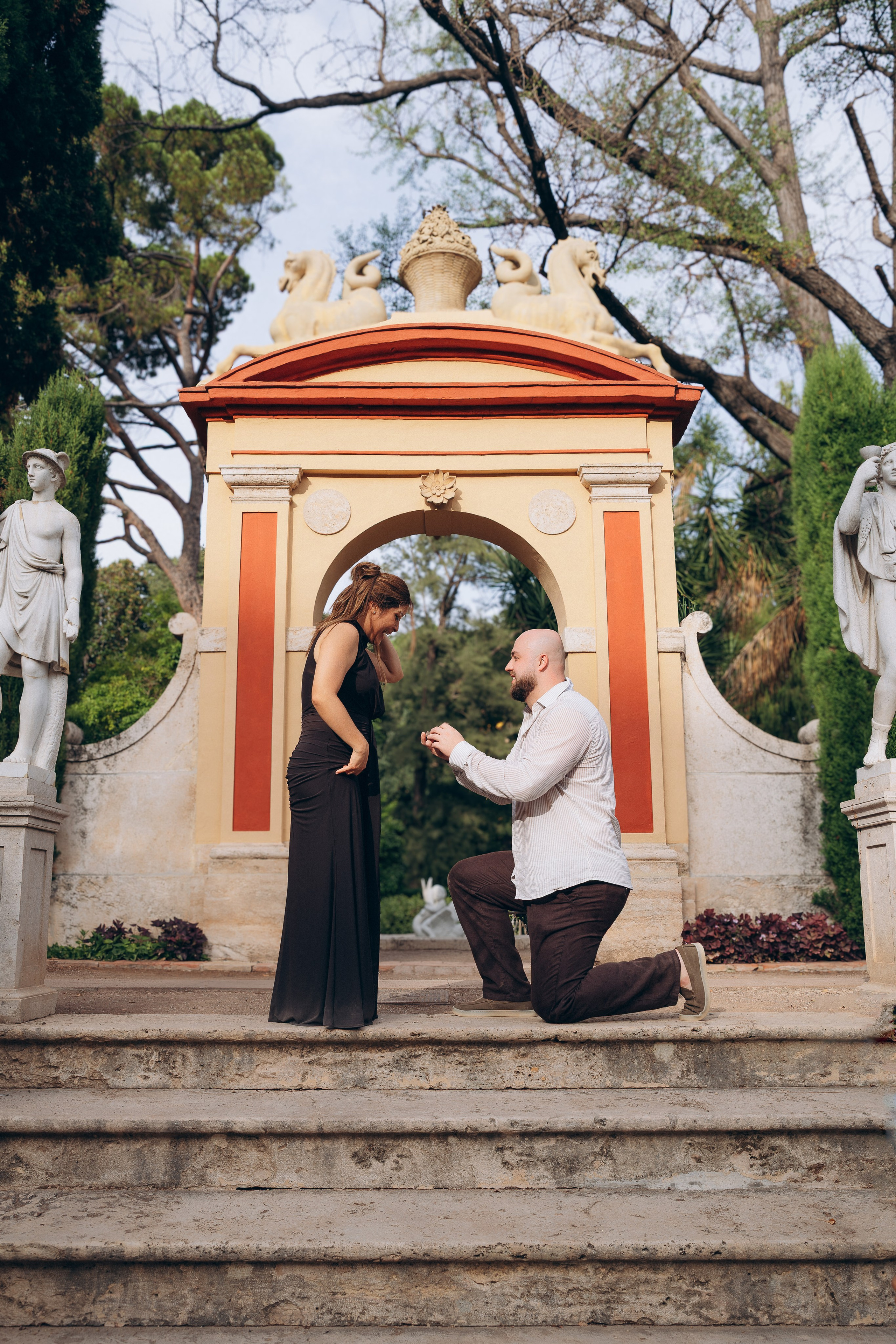 Love Story Photography by Julia Gnatenko | Romantic Photoshoots in Valencia, Alicante, Barcelona, Spain. Julia Gnatenko — Photographer Valencia, Alicante, Barcelona, Spain, Europe