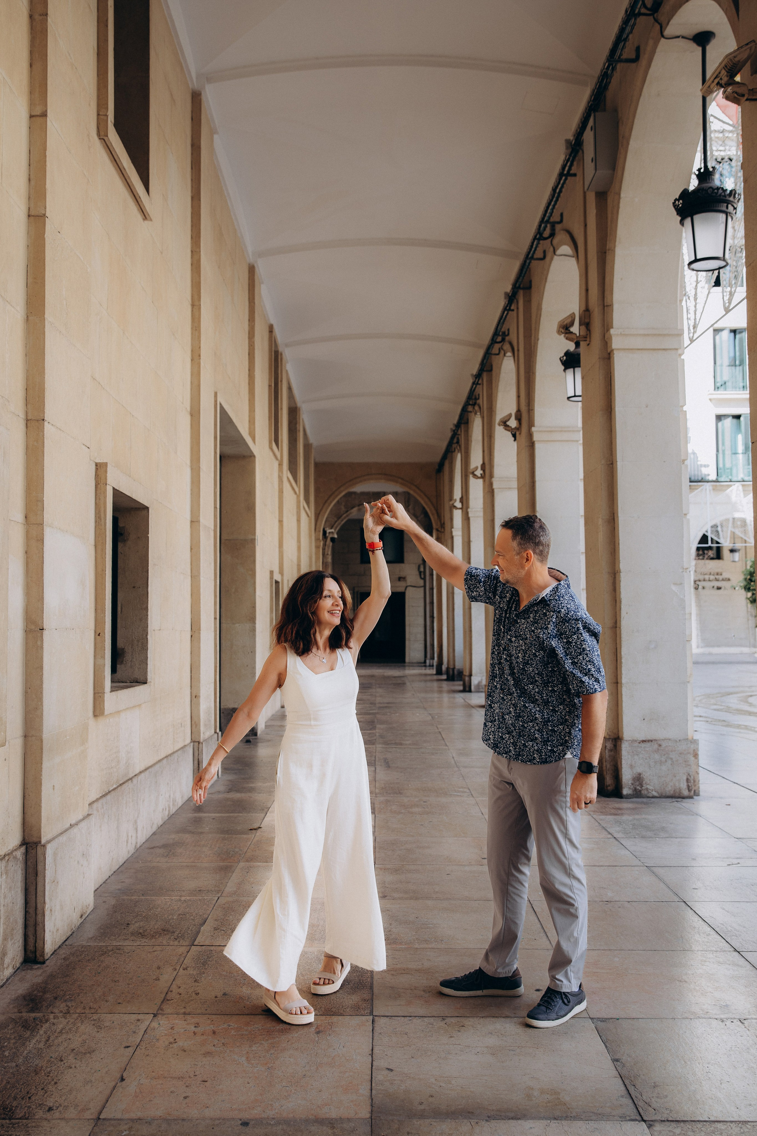 Fotografía de Pareja por Julia Gnatenko | Sesiones Románticas en Valencia, Alicante, Barcelona, España. Julia Gnatenko — Fotógrafa en Valencia, Alicante, Barcelona, España y Europa
