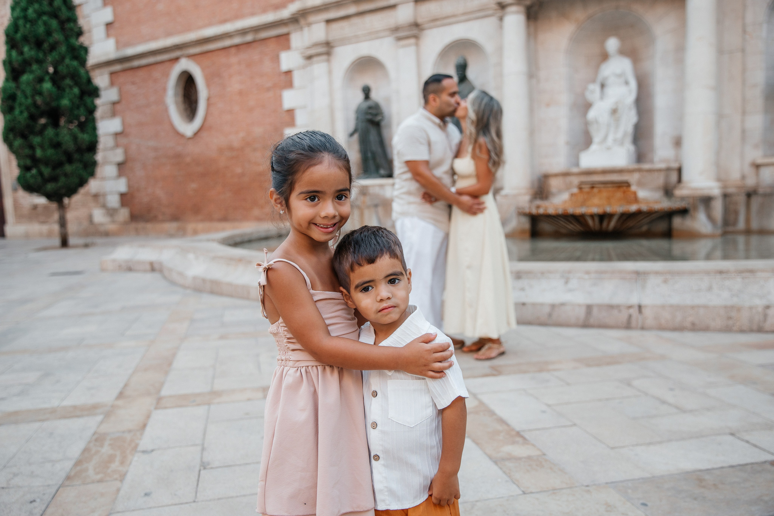 Family Photography by Julia Gnatenko | Photo Sessions in Valencia, Alicante, Barcelona, Spain. Julia Gnatenko — Photographer Valencia, Alicante, Barcelona, Spain, Europe