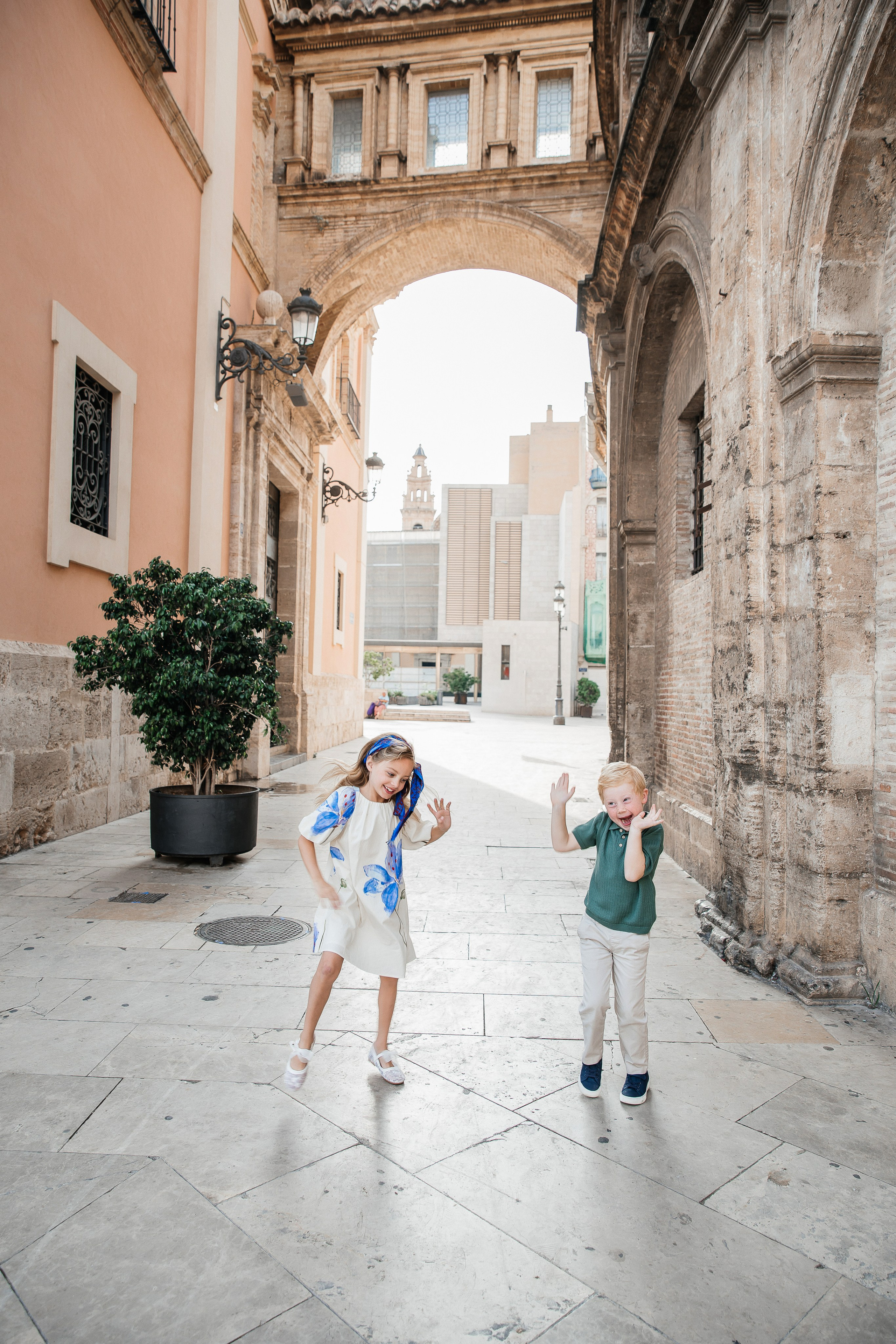 Fotografía Familiar por Julia Gnatenko | Sesiones de Fotos en Valencia, Alicante, Barcelona, España. Julia Gnatenko — Fotógrafa en Valencia, Alicante, Barcelona, España y Europa