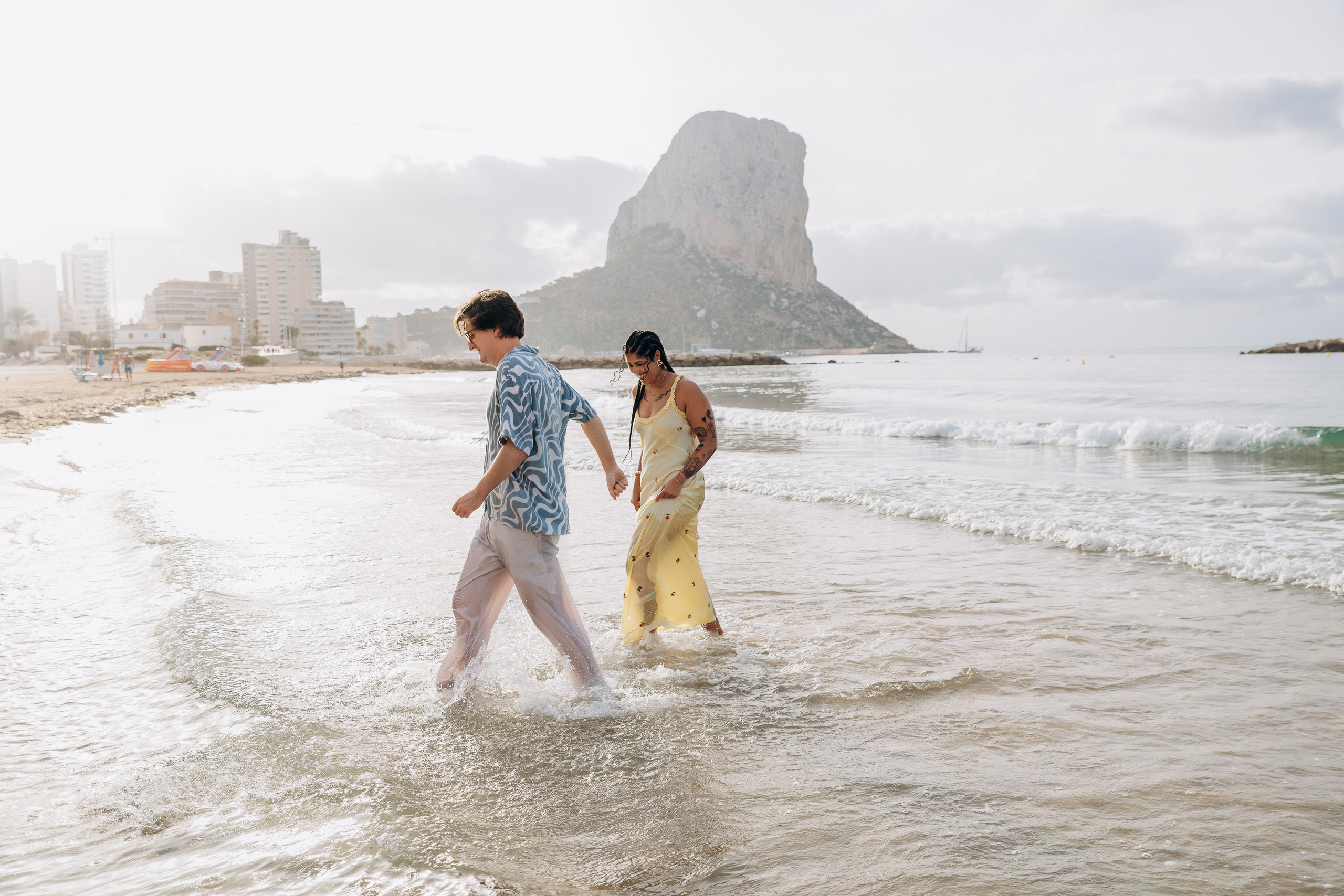 Fotografía de Pareja por Julia Gnatenko | Sesiones Románticas en Valencia, Alicante, Barcelona, España. Julia Gnatenko — Fotógrafa en Valencia, Alicante, Barcelona, España y Europa