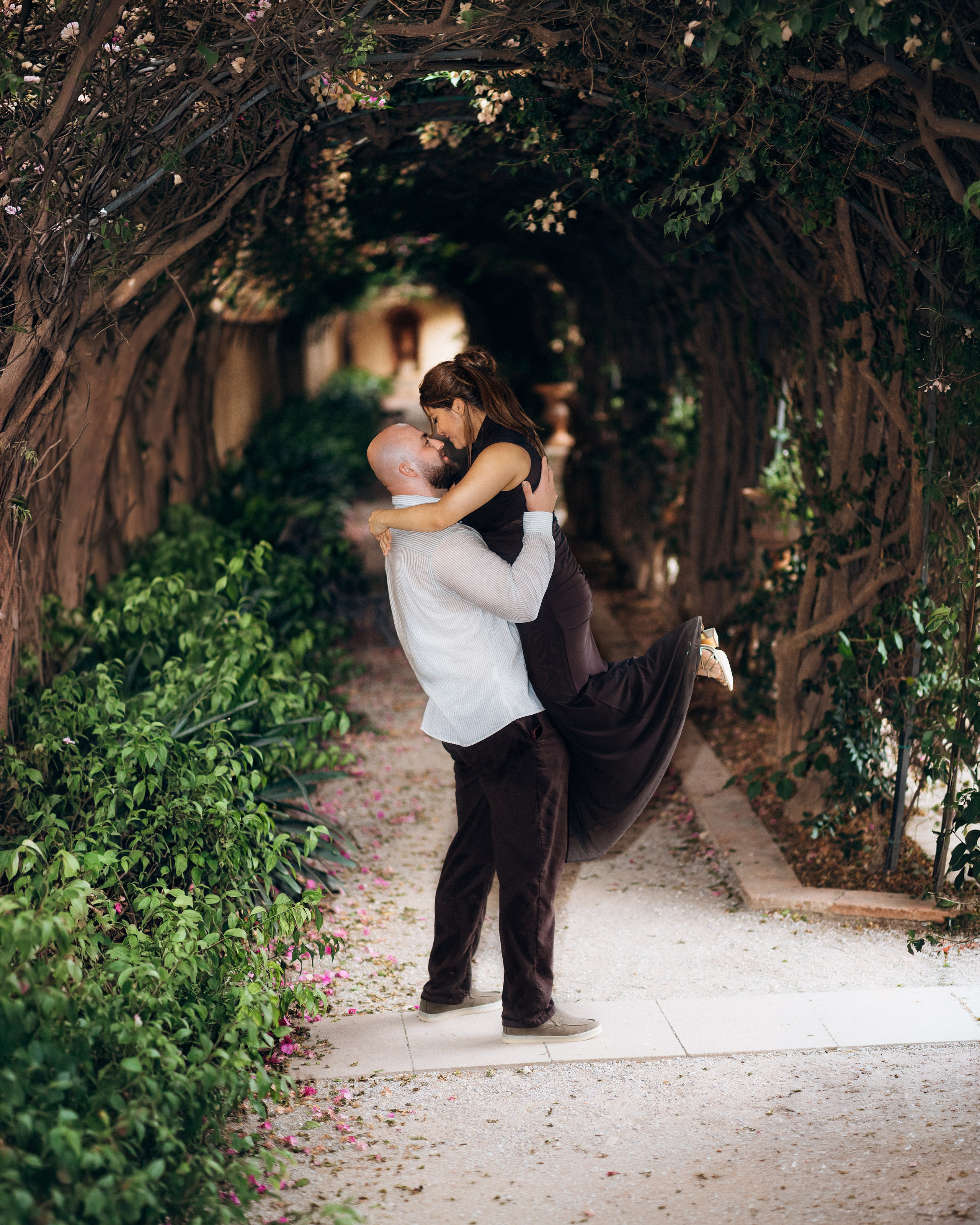 Love Story Photography by Julia Gnatenko | Romantic Photoshoots in Valencia, Alicante, Barcelona, Spain. Julia Gnatenko — Photographer Valencia, Alicante, Barcelona, Spain, Europe