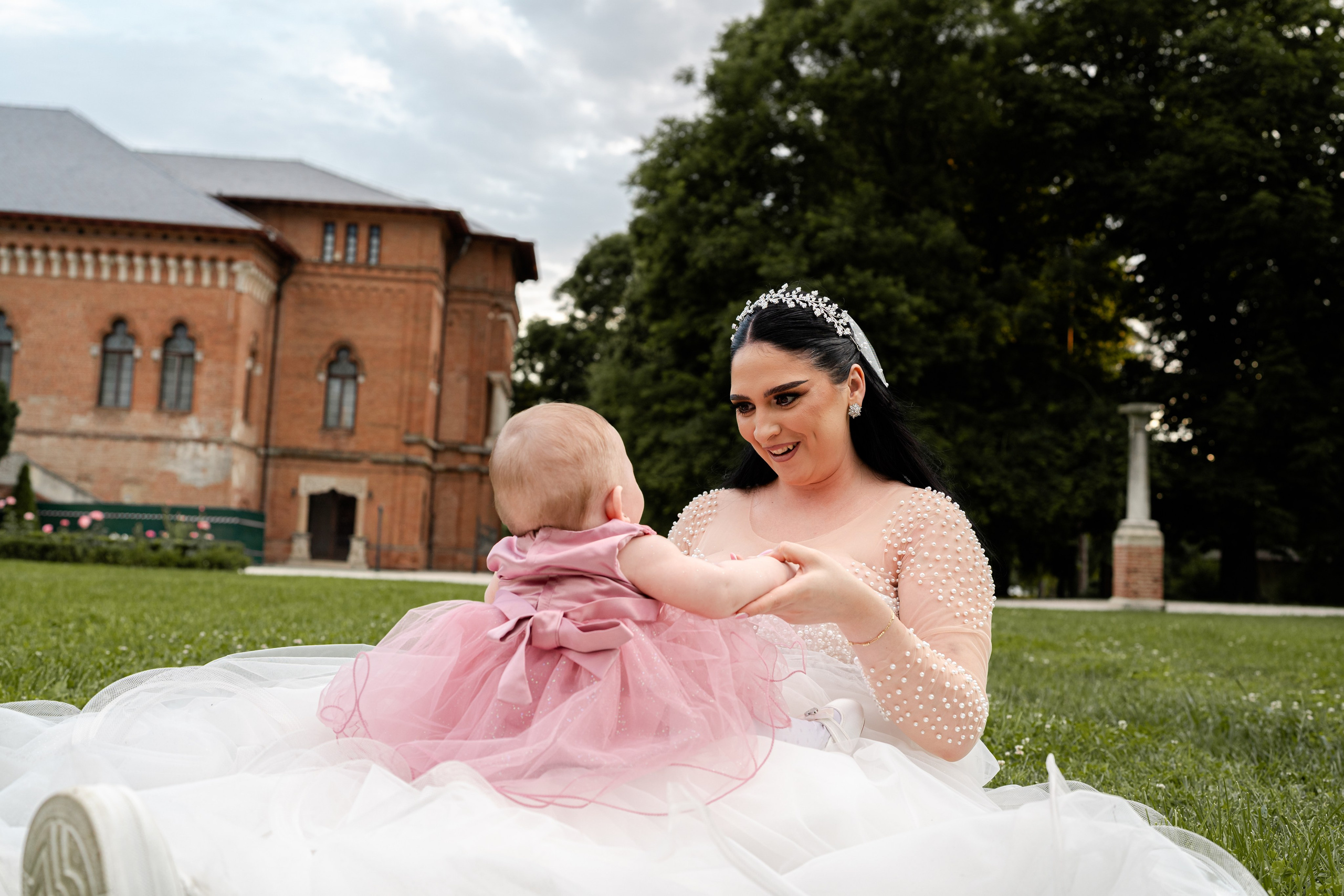 Nuntă - Gabriela și Alexandru. ALB — Alexandru-Laurențiu Bîrsan | Fotograf în București