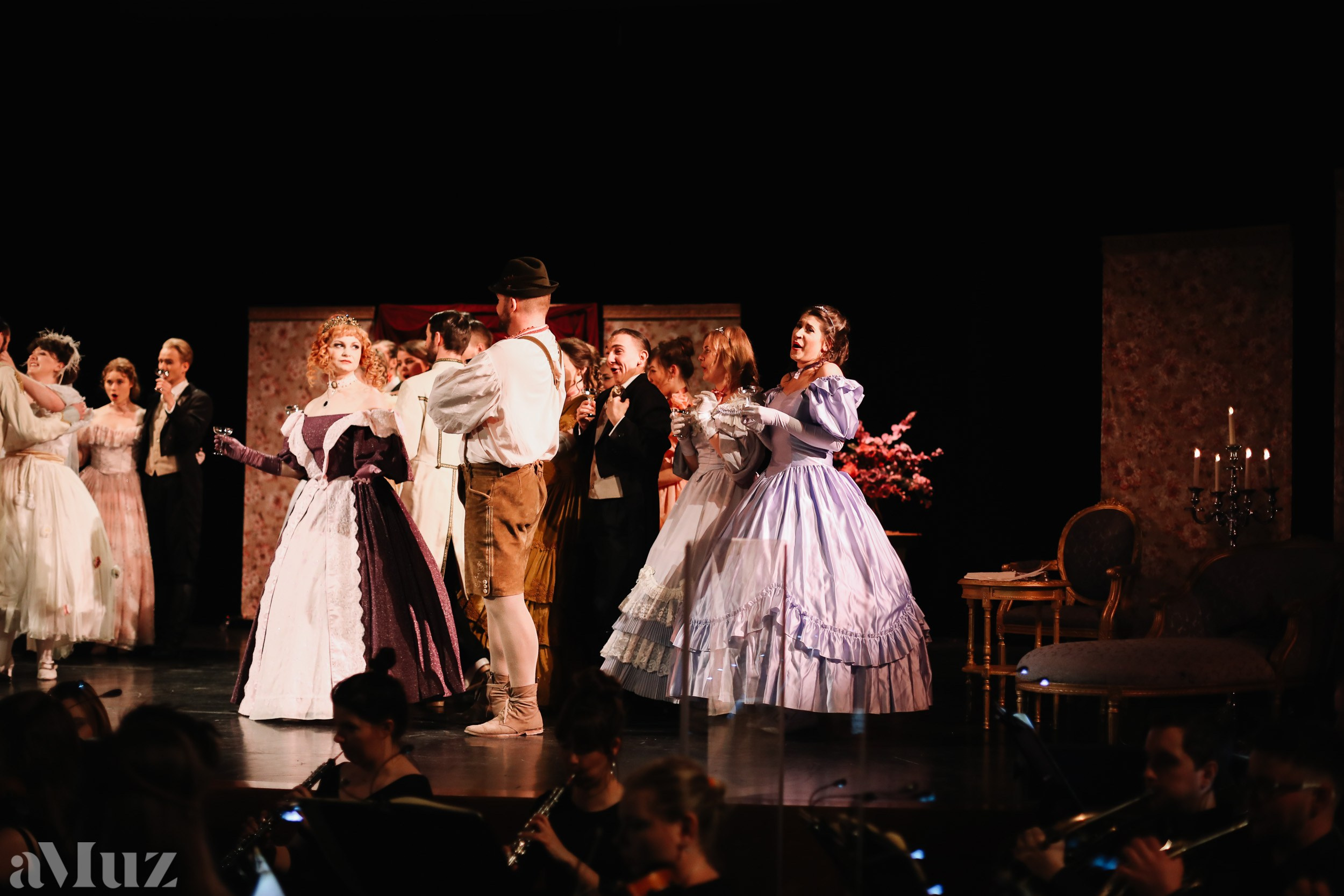 Opera Łąkowa. Fotograf Ślubny Warszawa - Sesje Biznesowe Rodzinne Eventy