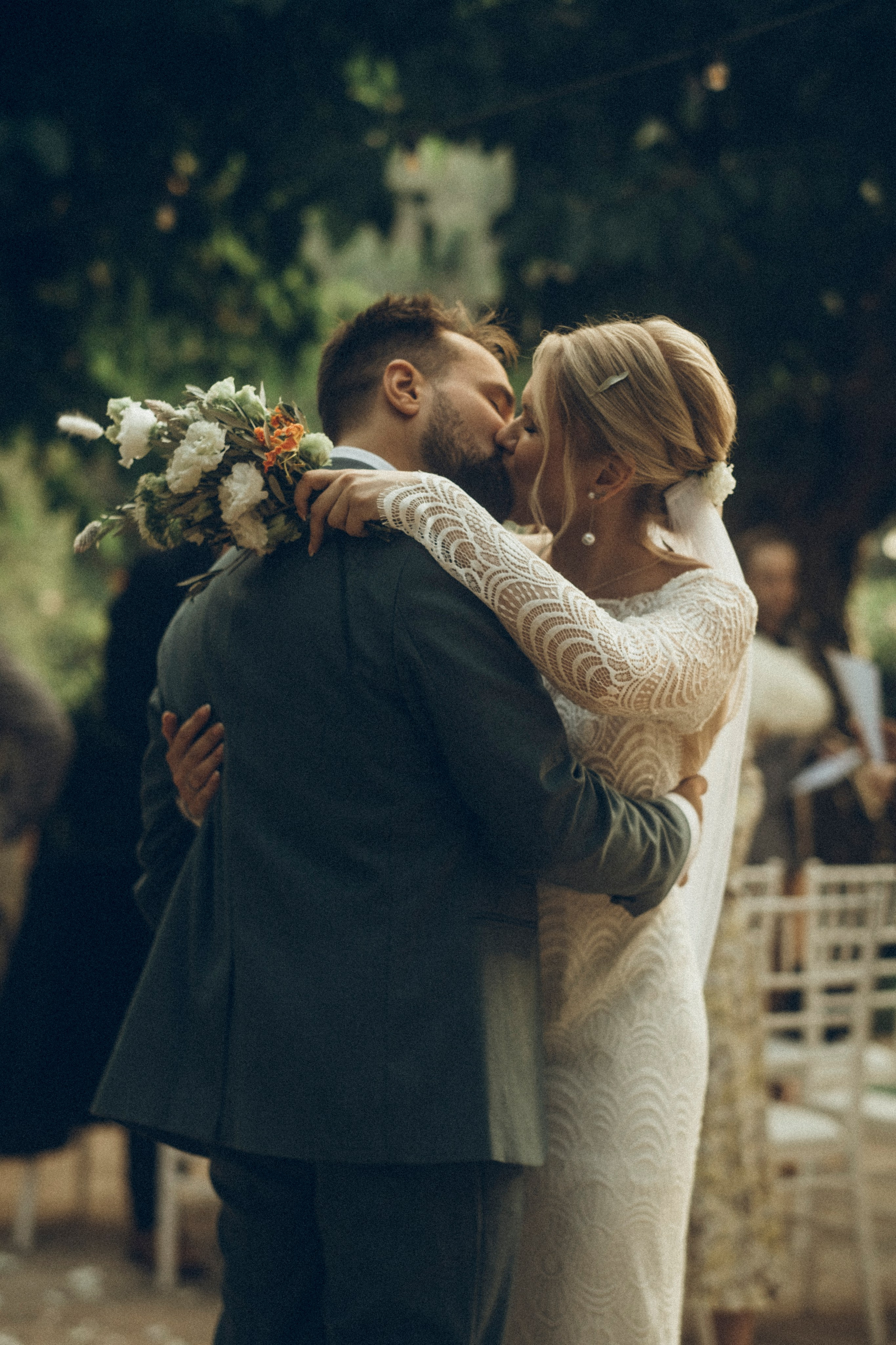 Nadezhda & Dmitry. Masia Mas Coll. Paola wedding photographer / videographer in Barcelona